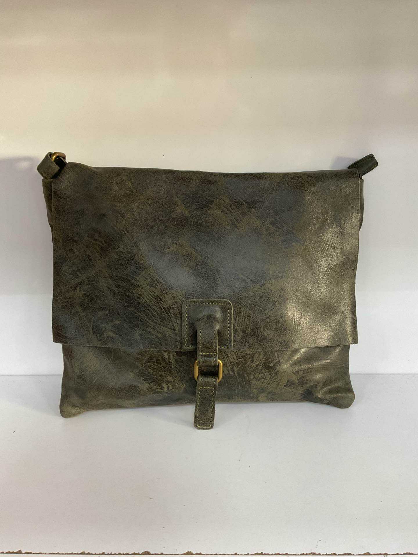 L0233 Bag 11.8in 13 Color Options