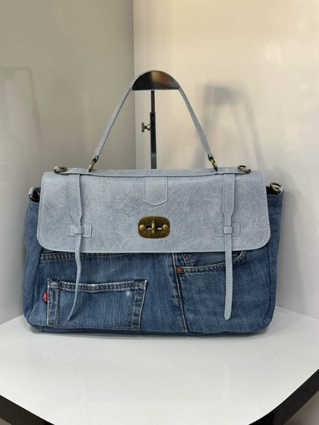 L0562 Bag 15.4in 9 Color Options
