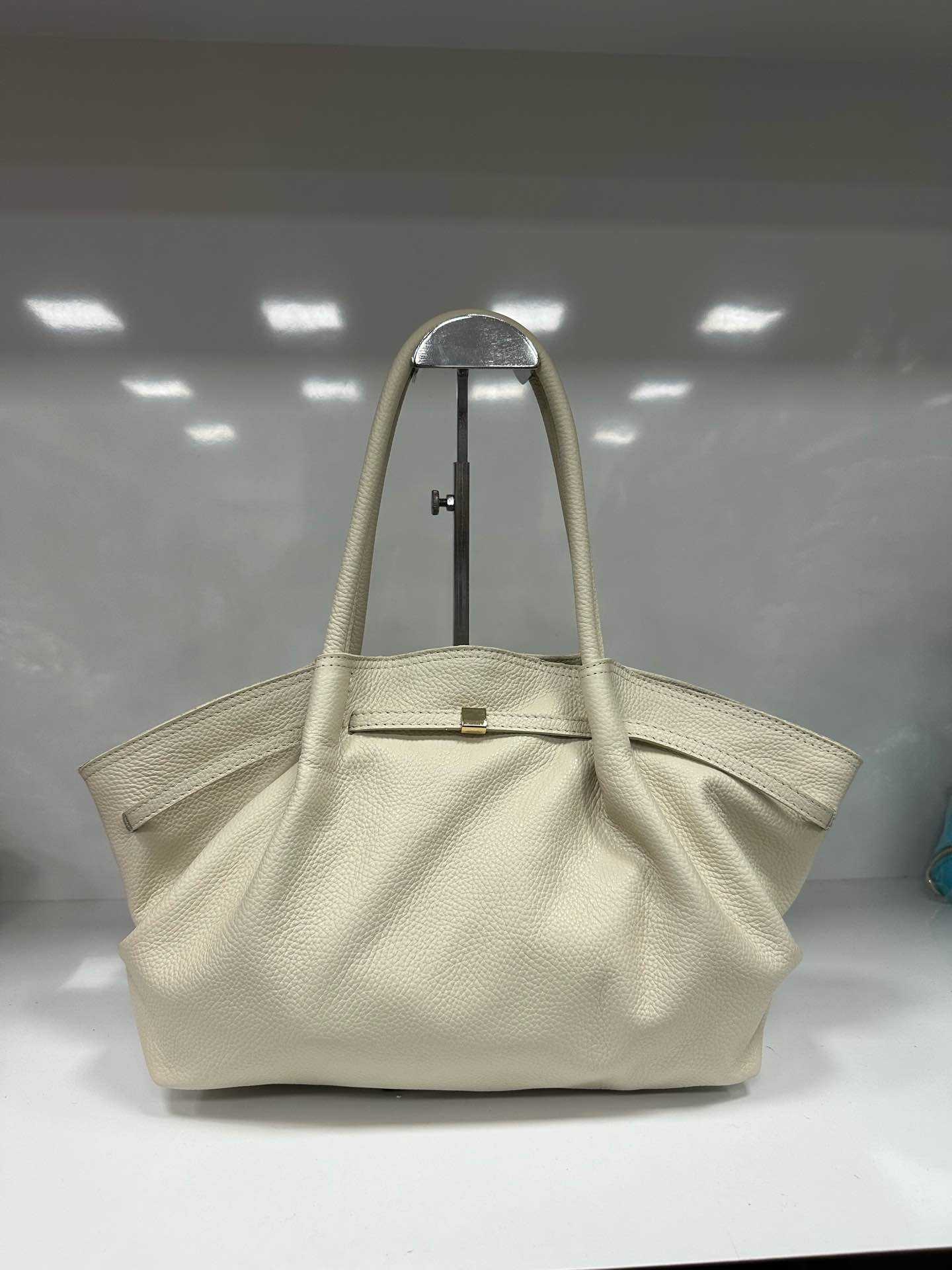 L0293 Bag 9.1in 7 Color Options