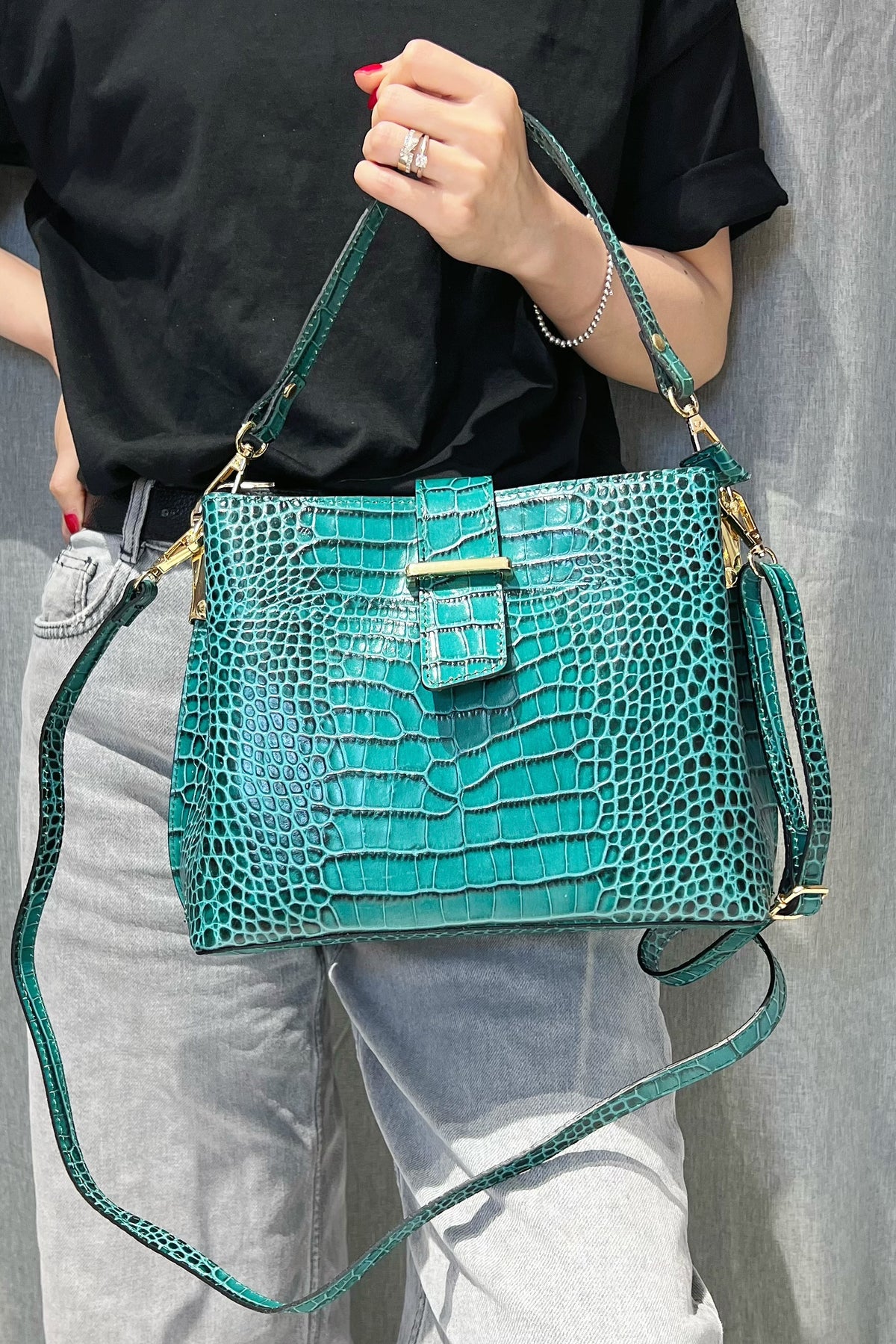 ZZ035 Teal Blue Croco Top Handle Bag