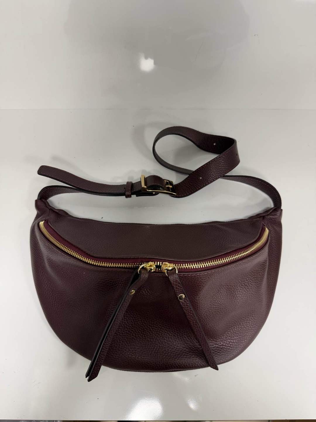 St071 Burgundy Pouch Bag
