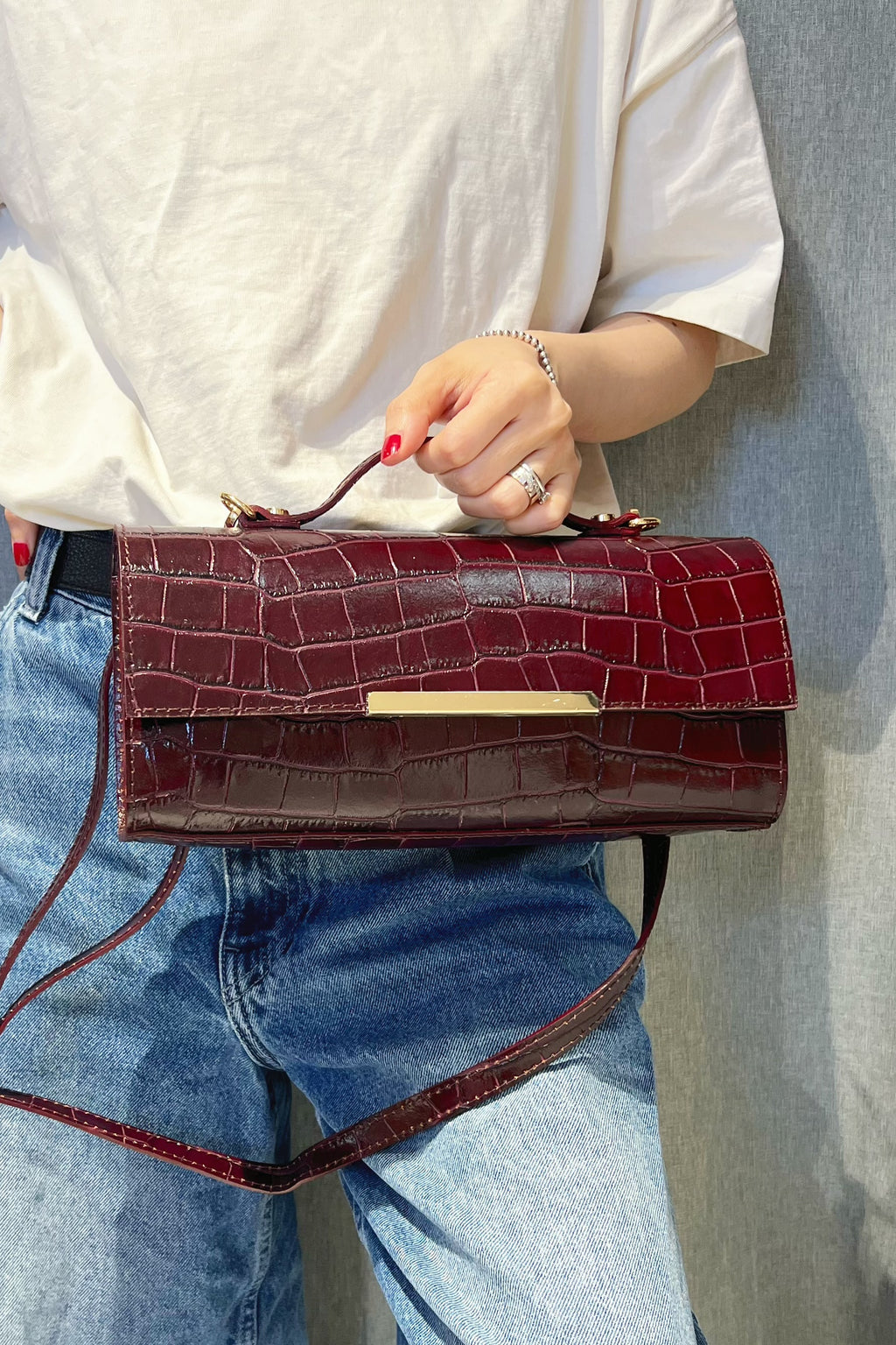 ZZ158 Burgundy Croco Leather Pochette Bag