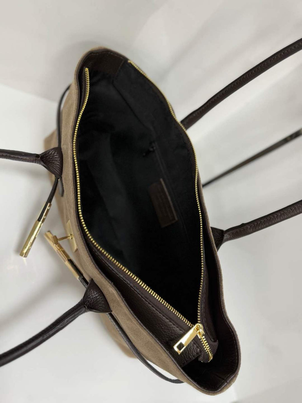 St073 Taupe Shoulder Bag