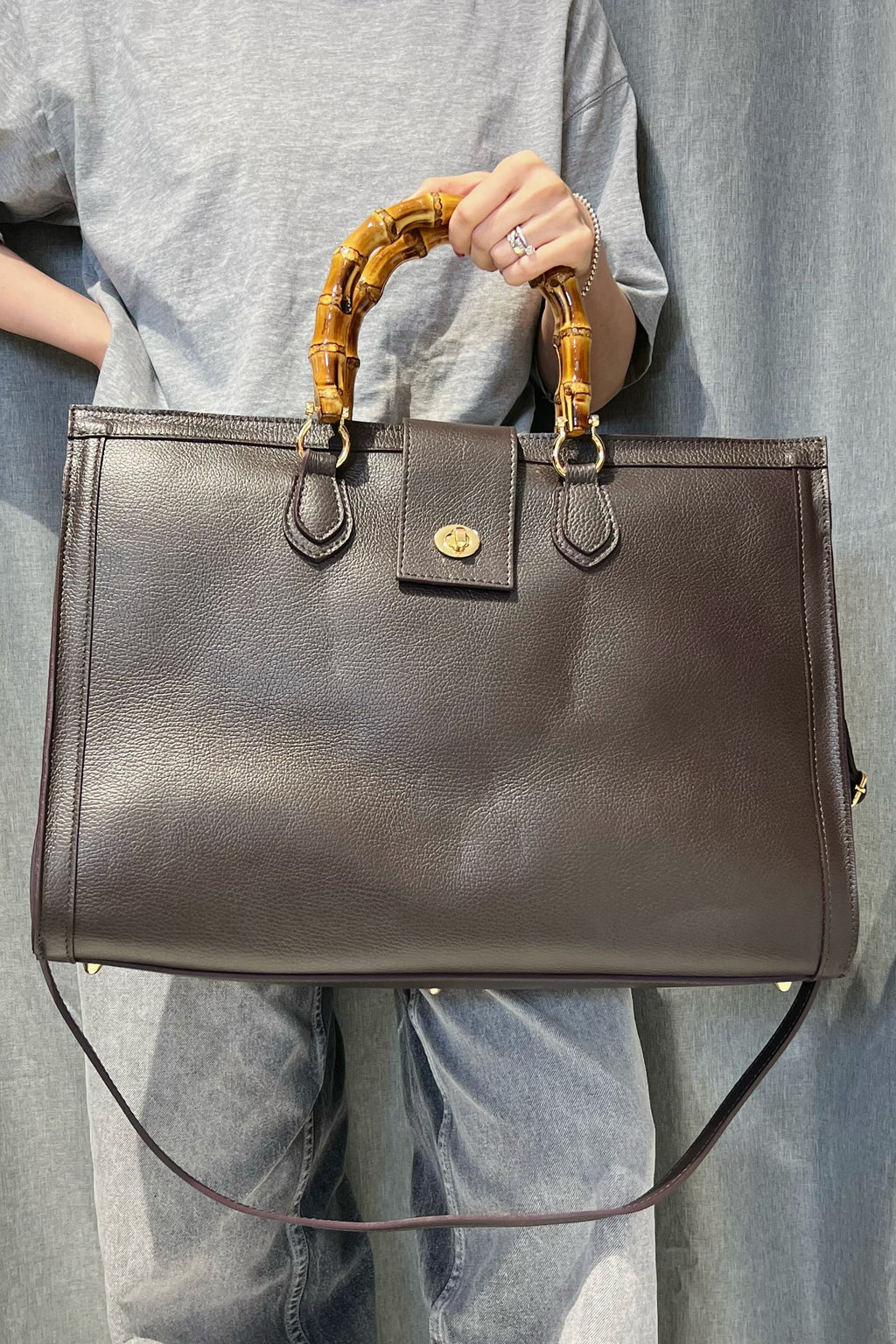 ZZ089 Brown XL Bamboo Handle Handbag