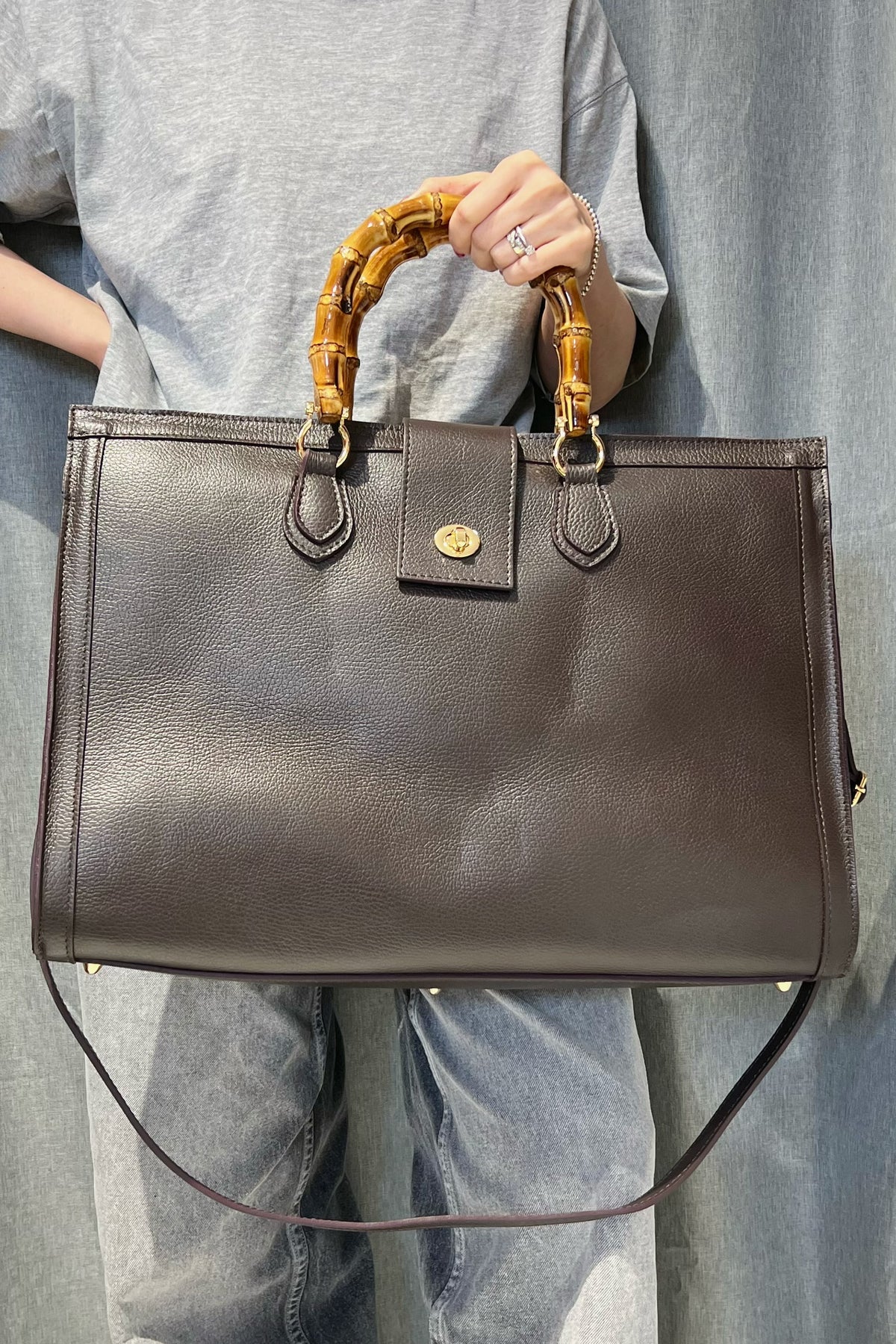 ZZ089 Brown XL Bamboo Handle Handbag