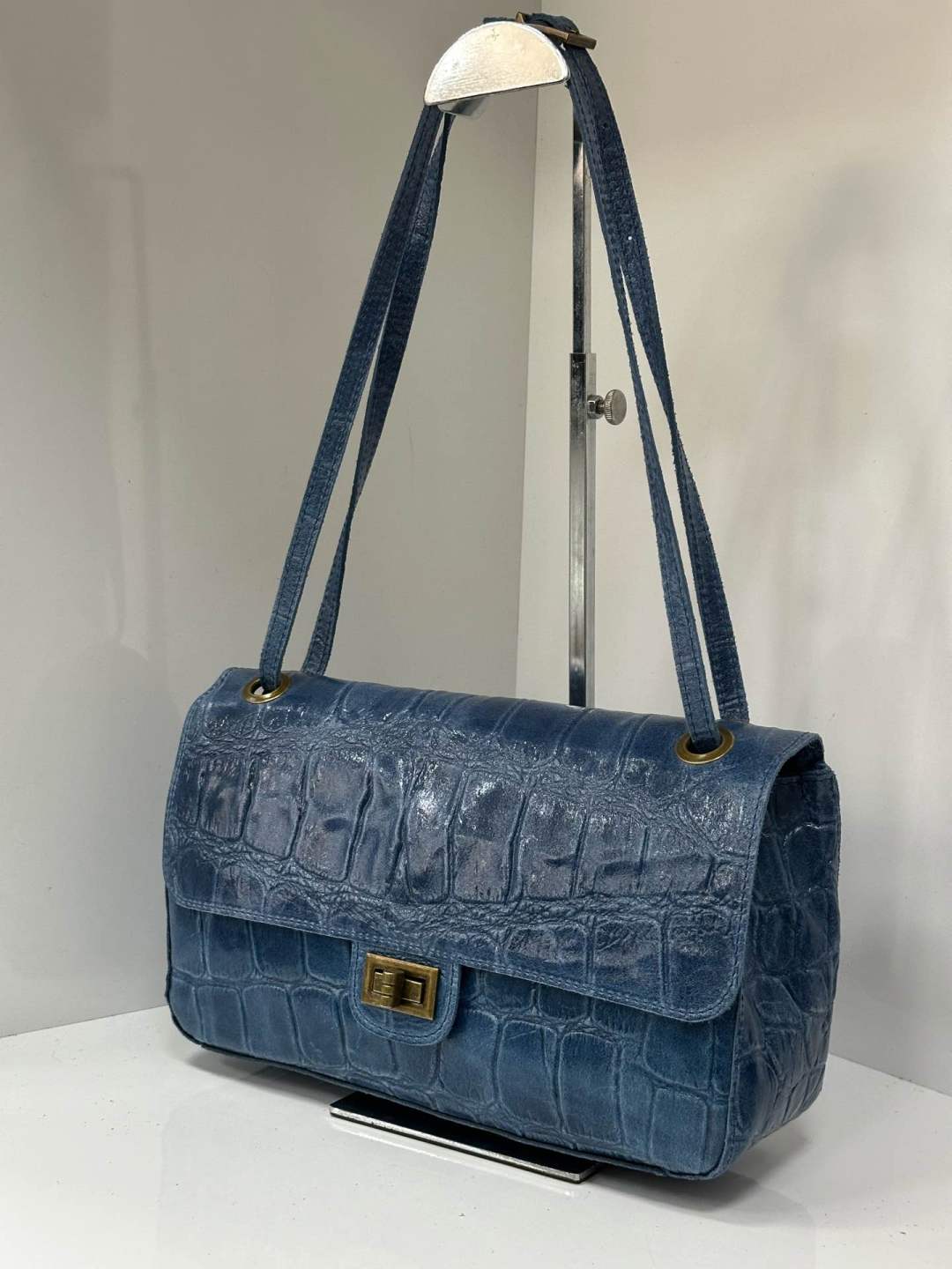 L0569 Bag 11.8in 8 Color Options