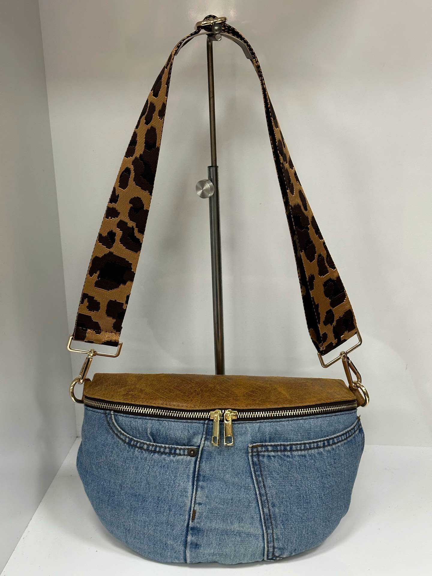 L0336 Bag 8.7in 8 Color Options