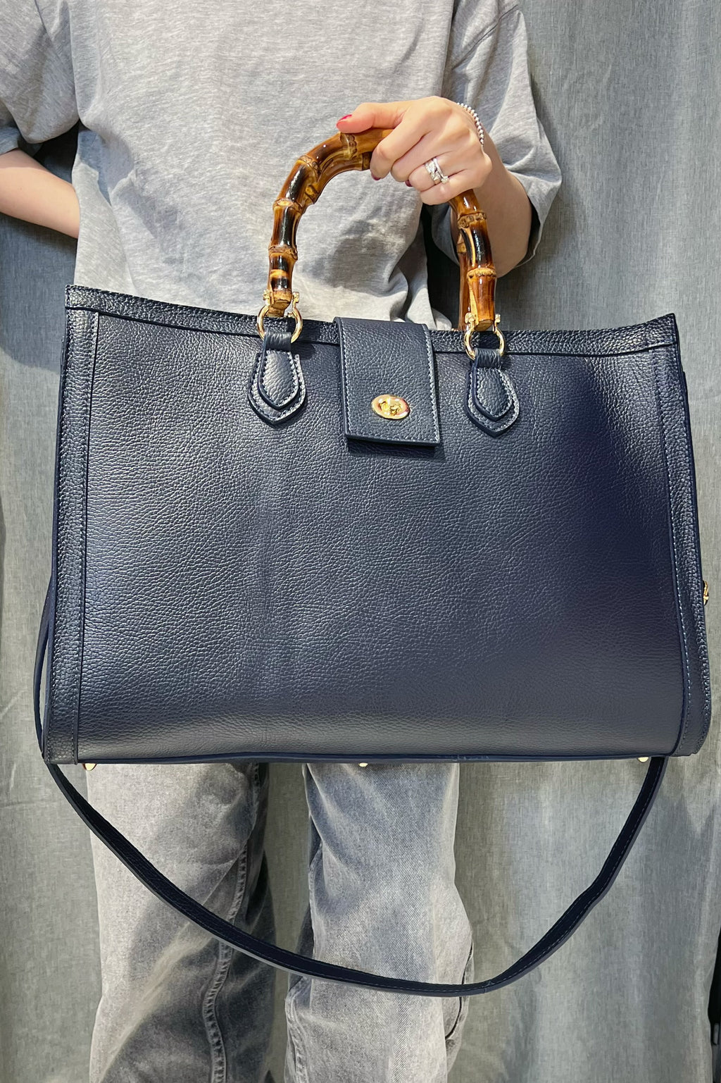 ZZ088 Navy XL Bamboo Handle Handbag