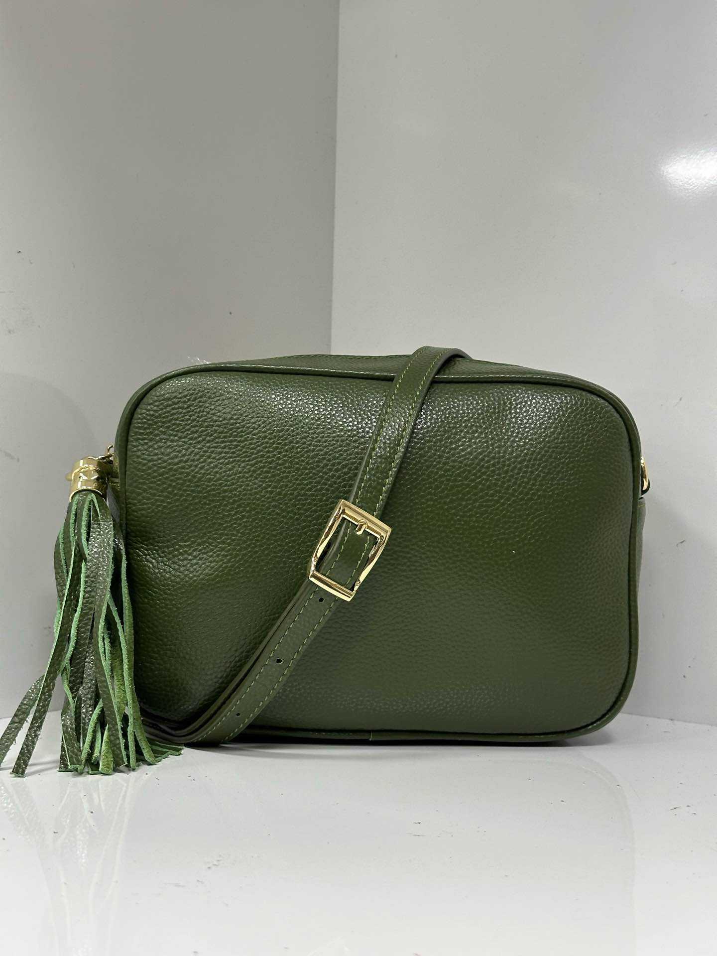 L0065 Bag 22 Color Options