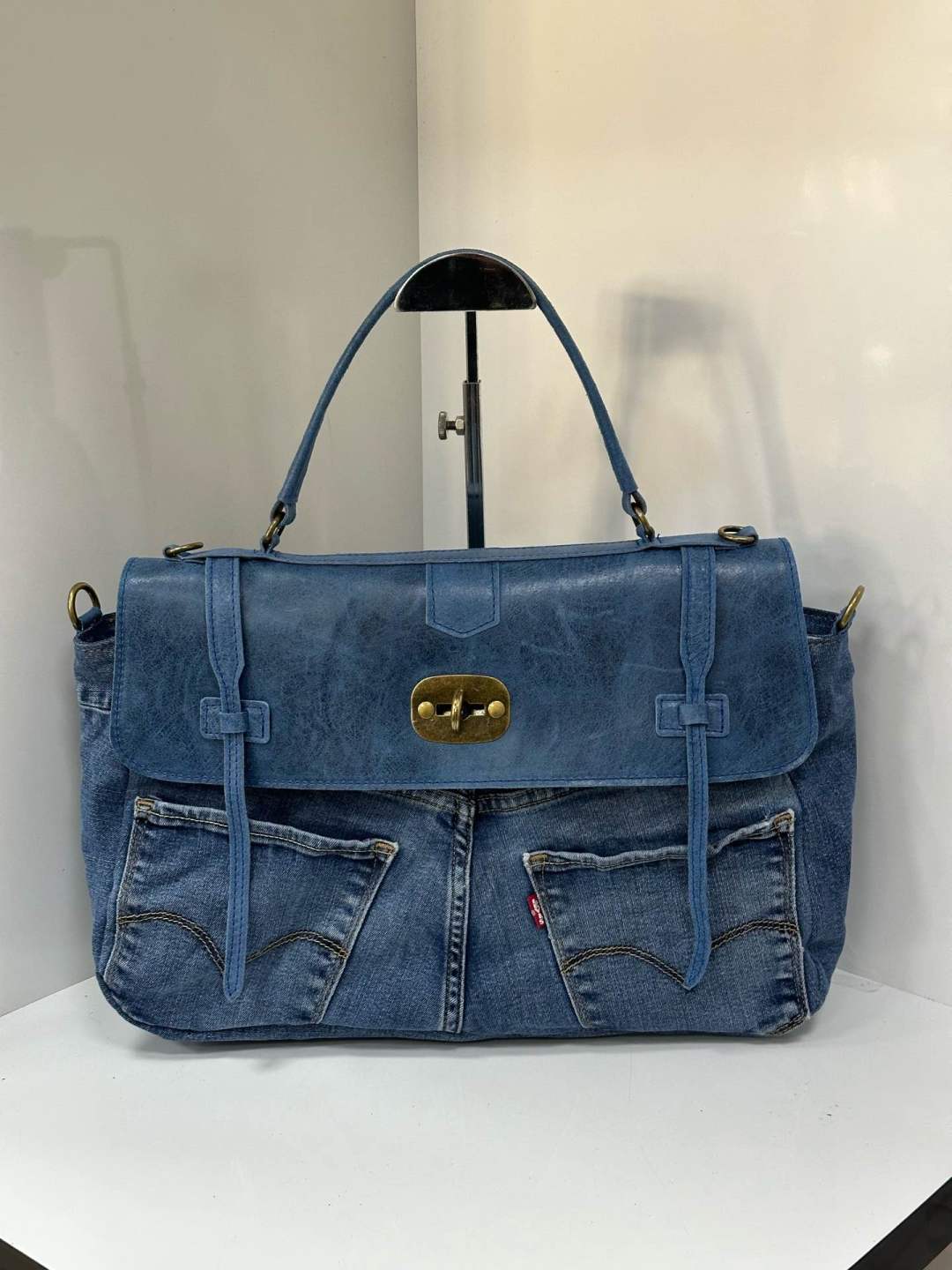 L0562 Bag 15.4in 9 Color Options