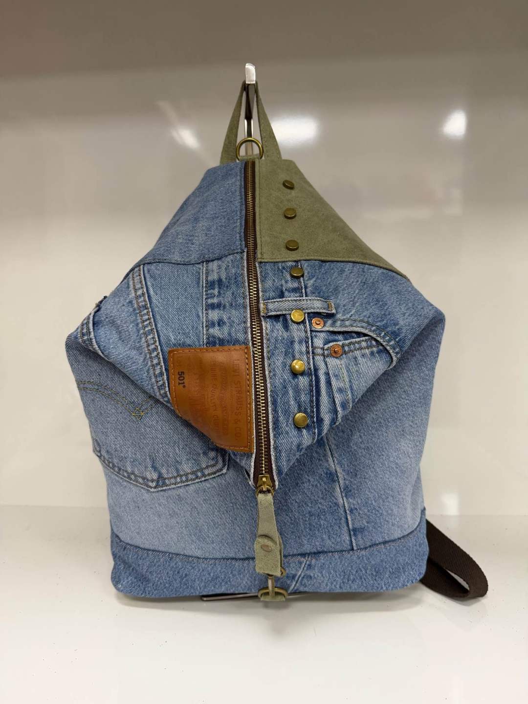 L0331 Bag 14.6in 8 Color Options