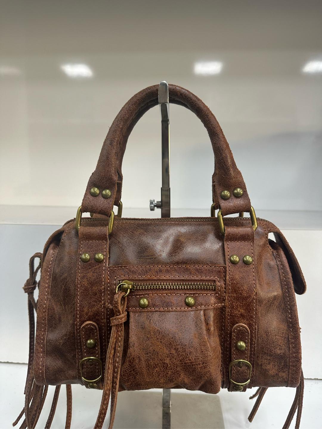 L0021 Bag 15.7in 31 Color Options