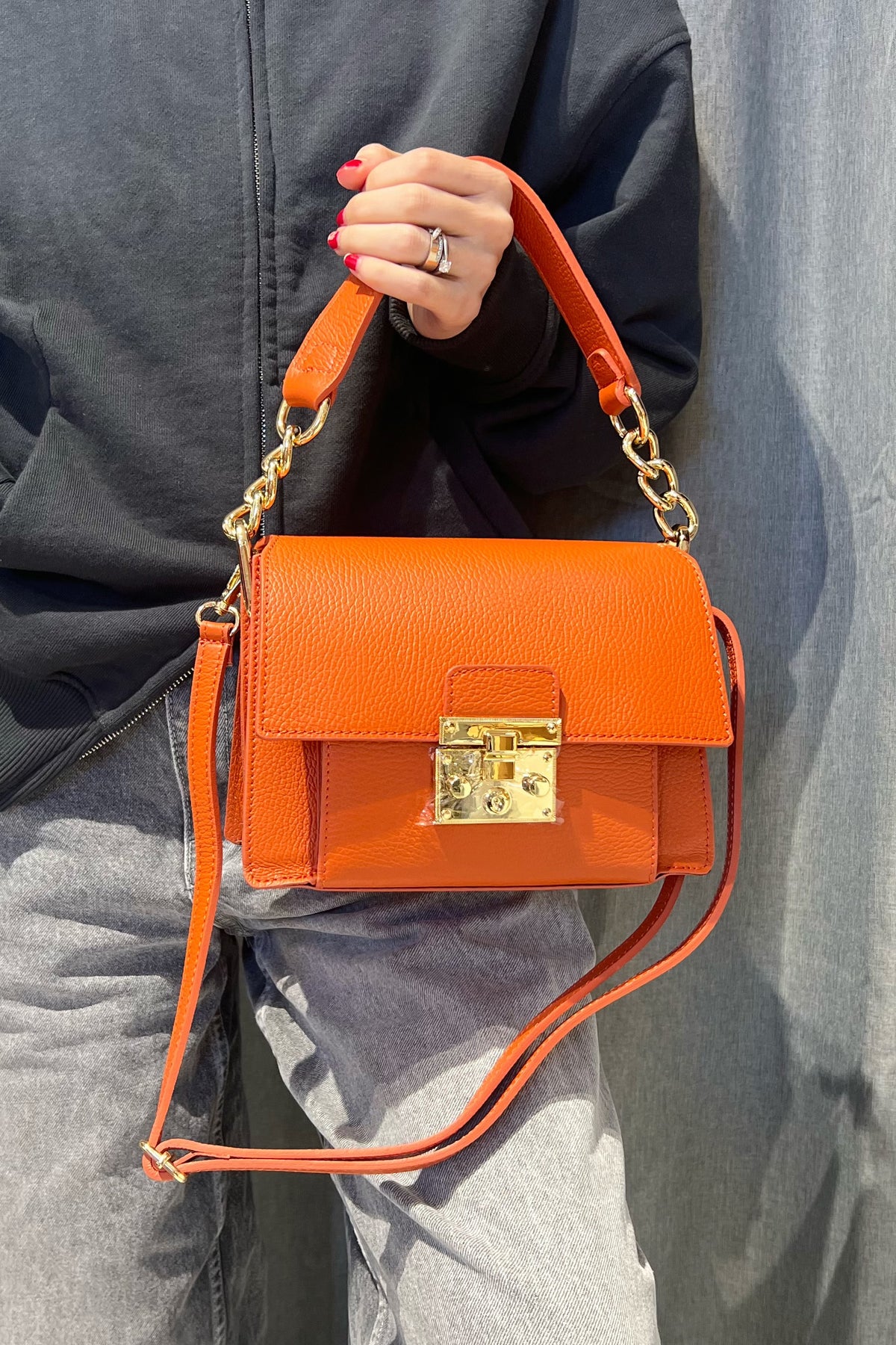 ZZ188 Rust Grained Leather Top Handle Bag