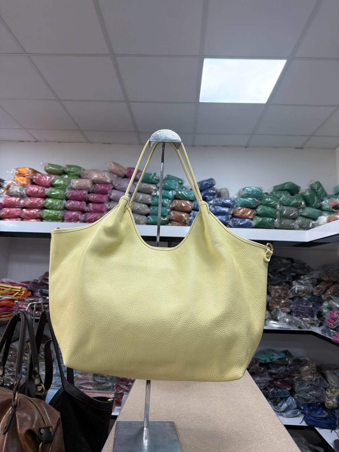 L0790 Bag 22.0in 9 Color Options