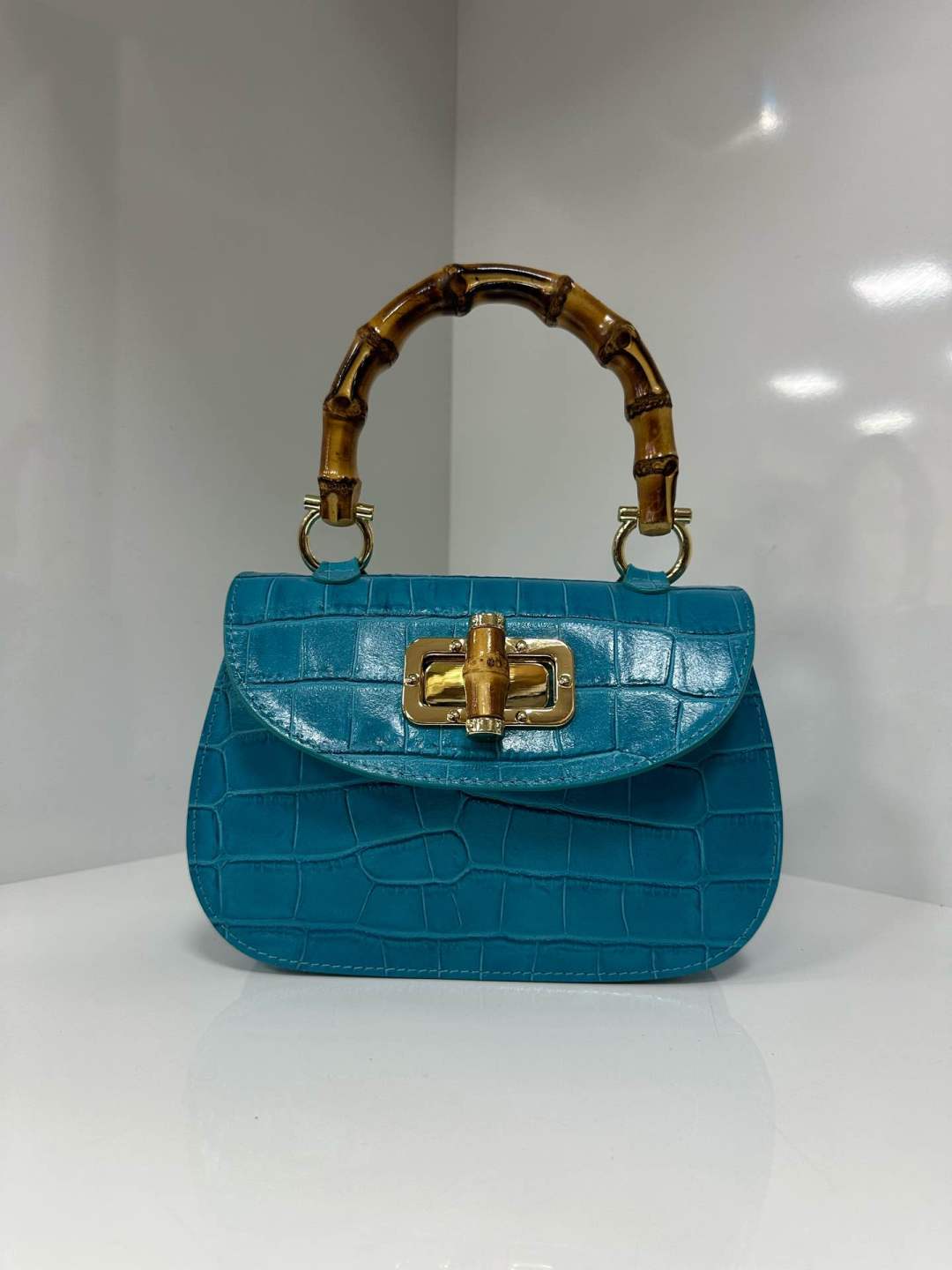 L0520 Bag 8.3in 10 Color Options