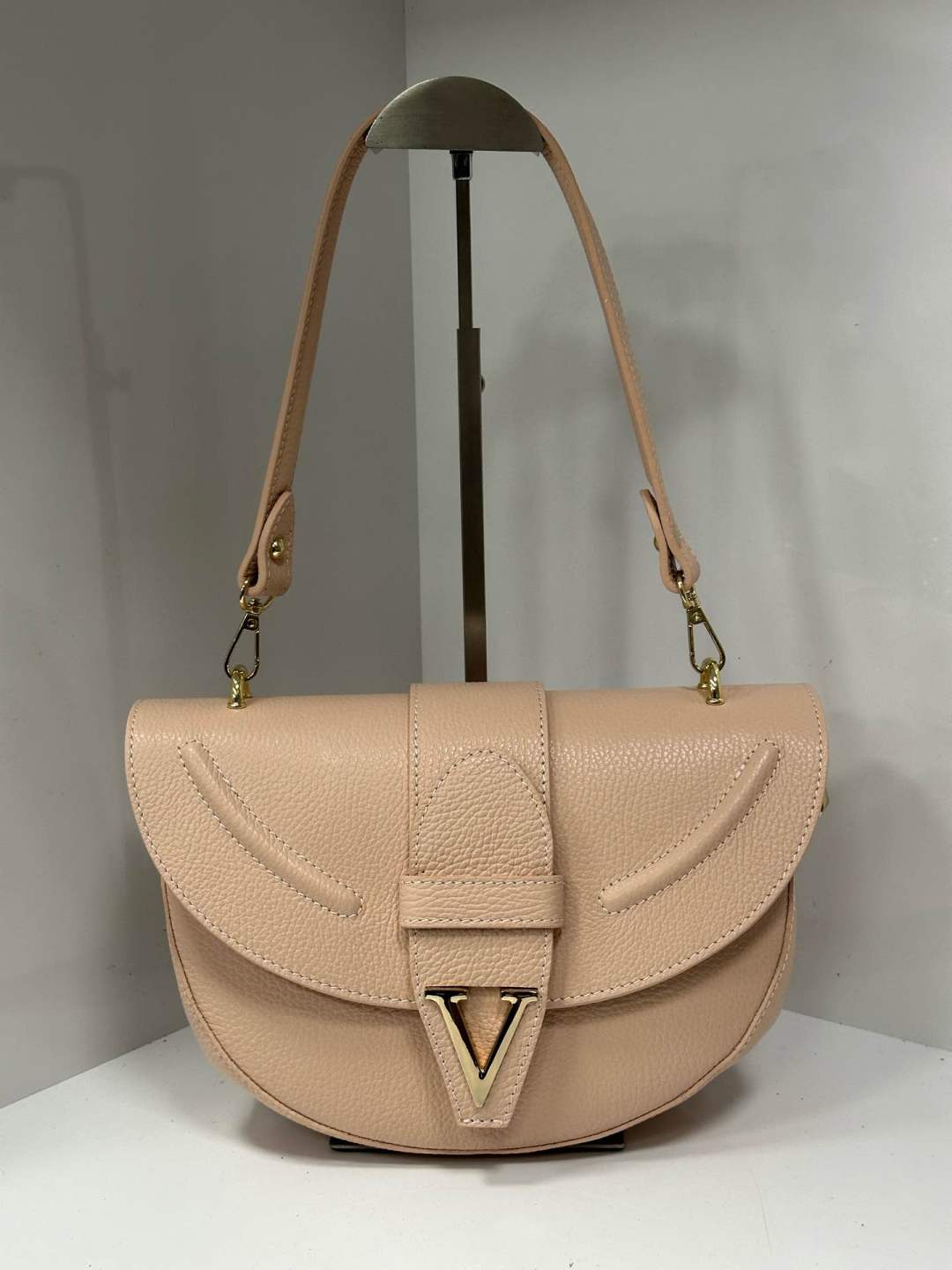 L0526 Bag 9.8in 10 Color Options