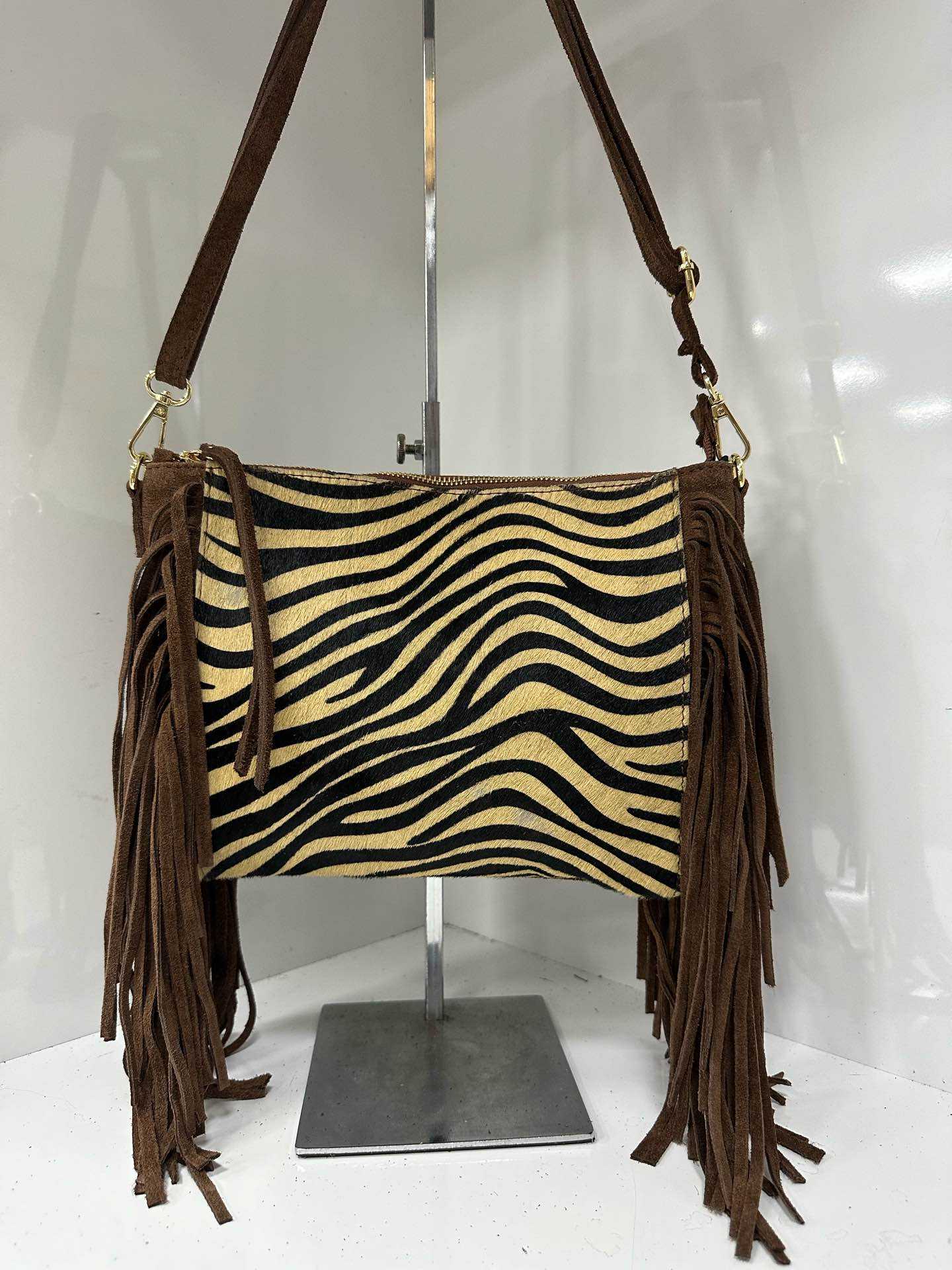 L0442 Bag 11.0in 4 Color Options