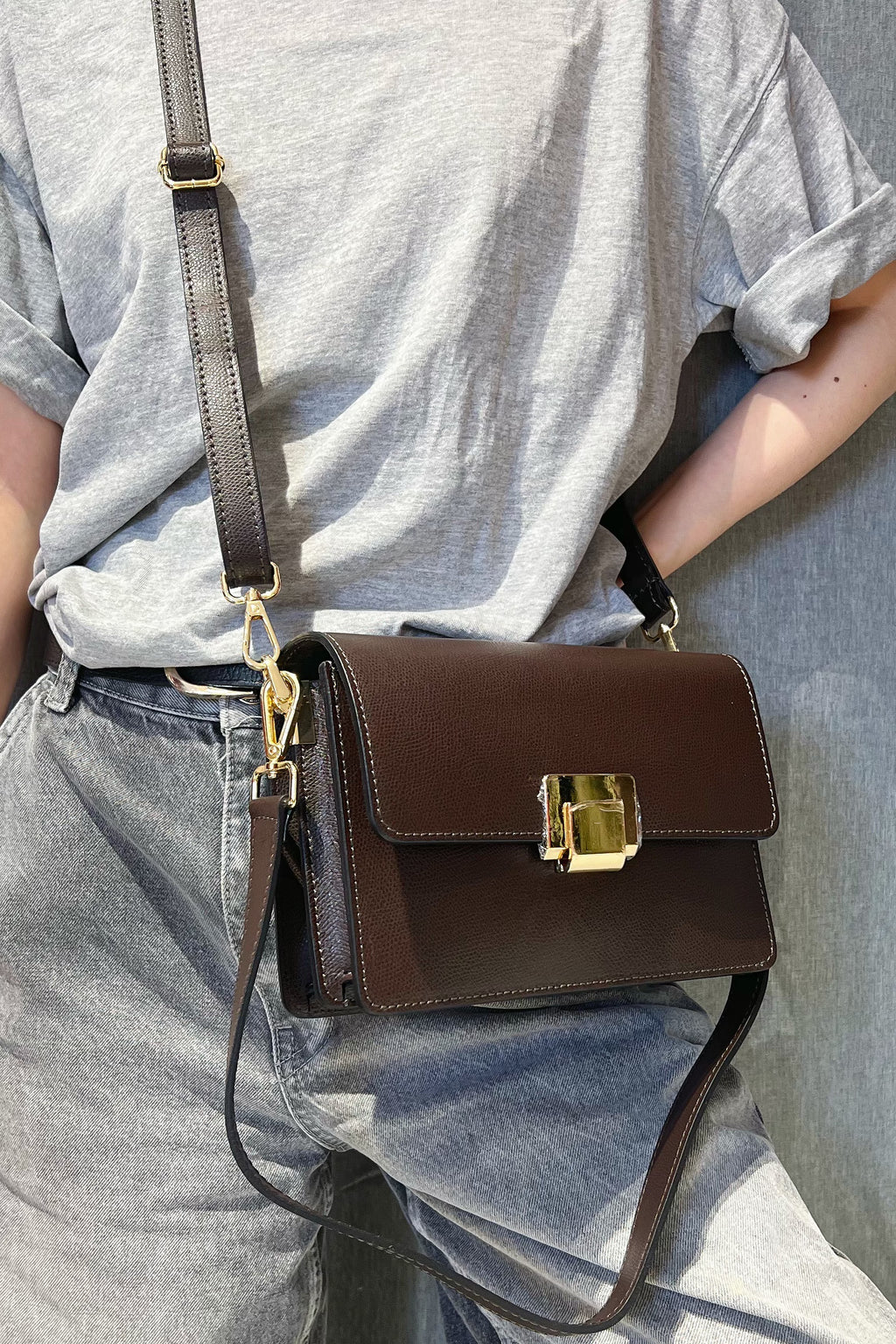 ZZ010 Brown Leather Handbag