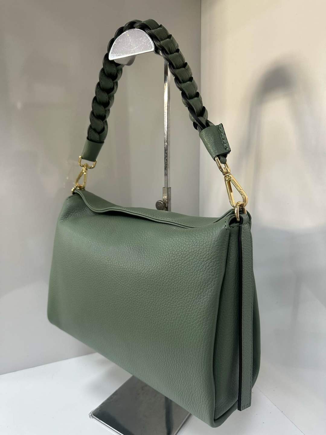L0046 Bag 12.4in 13 Color Options