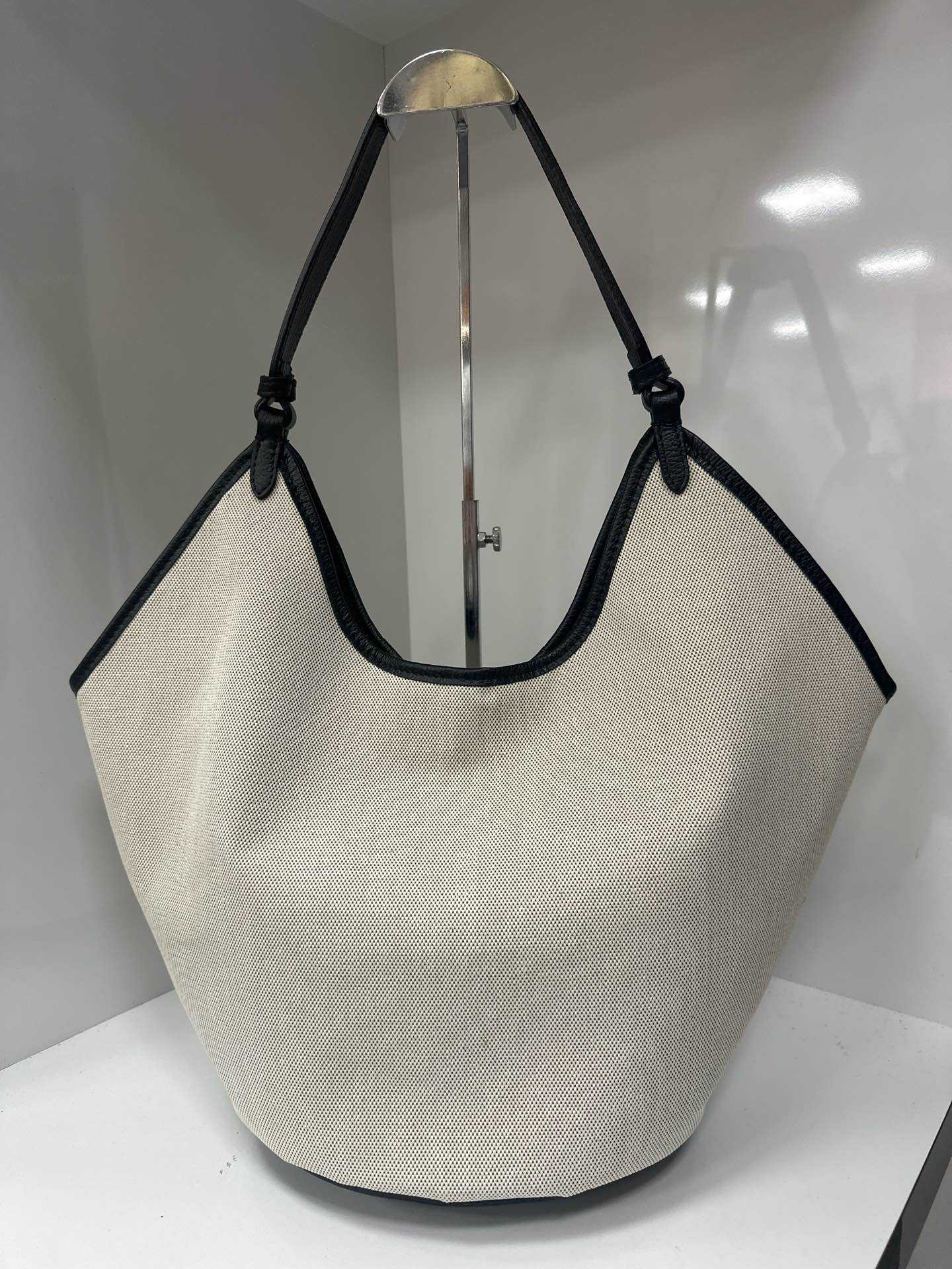 L0345 Bag 14.6in 7 Color Options