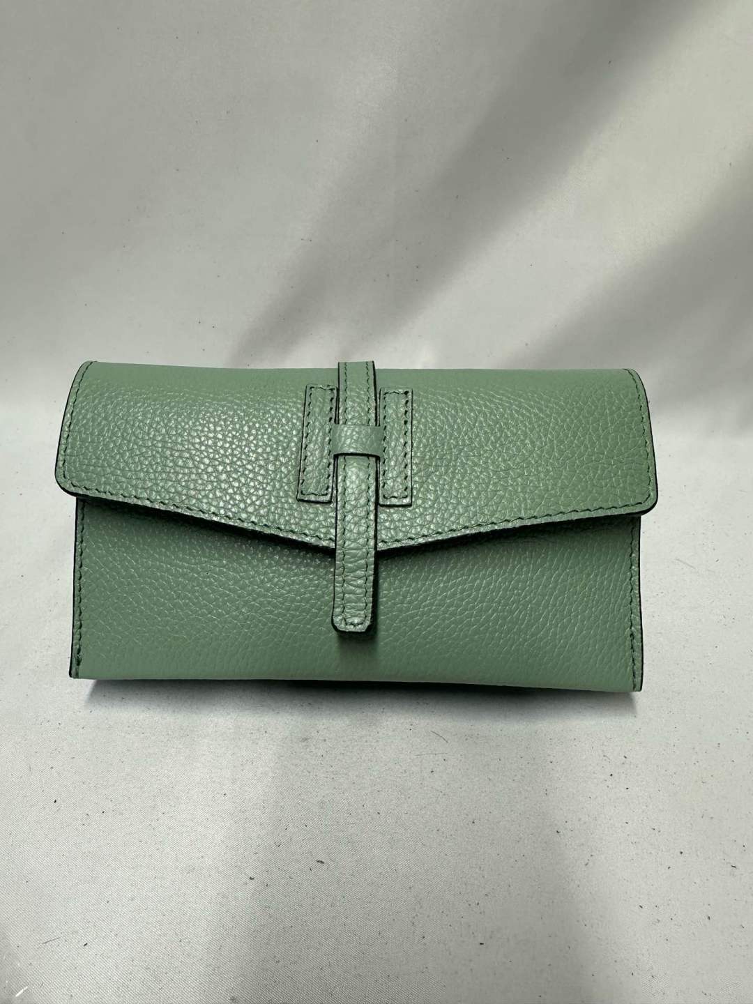 L0496 Bag 7.5in 7 Color Options