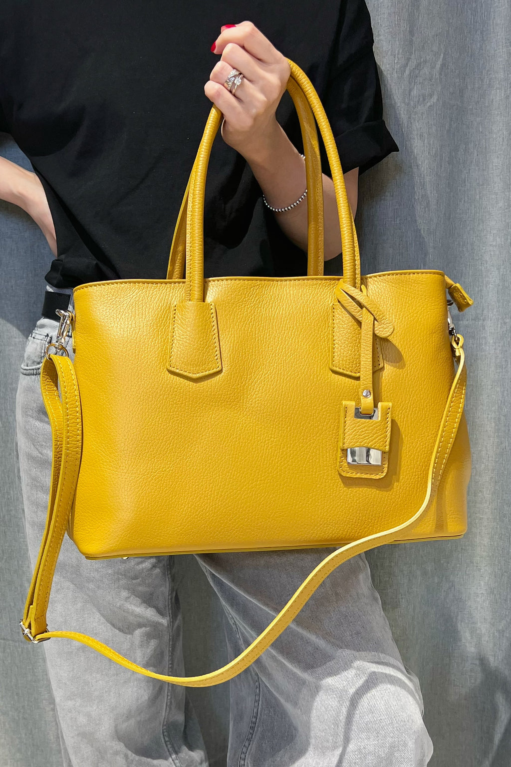 ZZ037 Mustard Grained Leather Work Bag