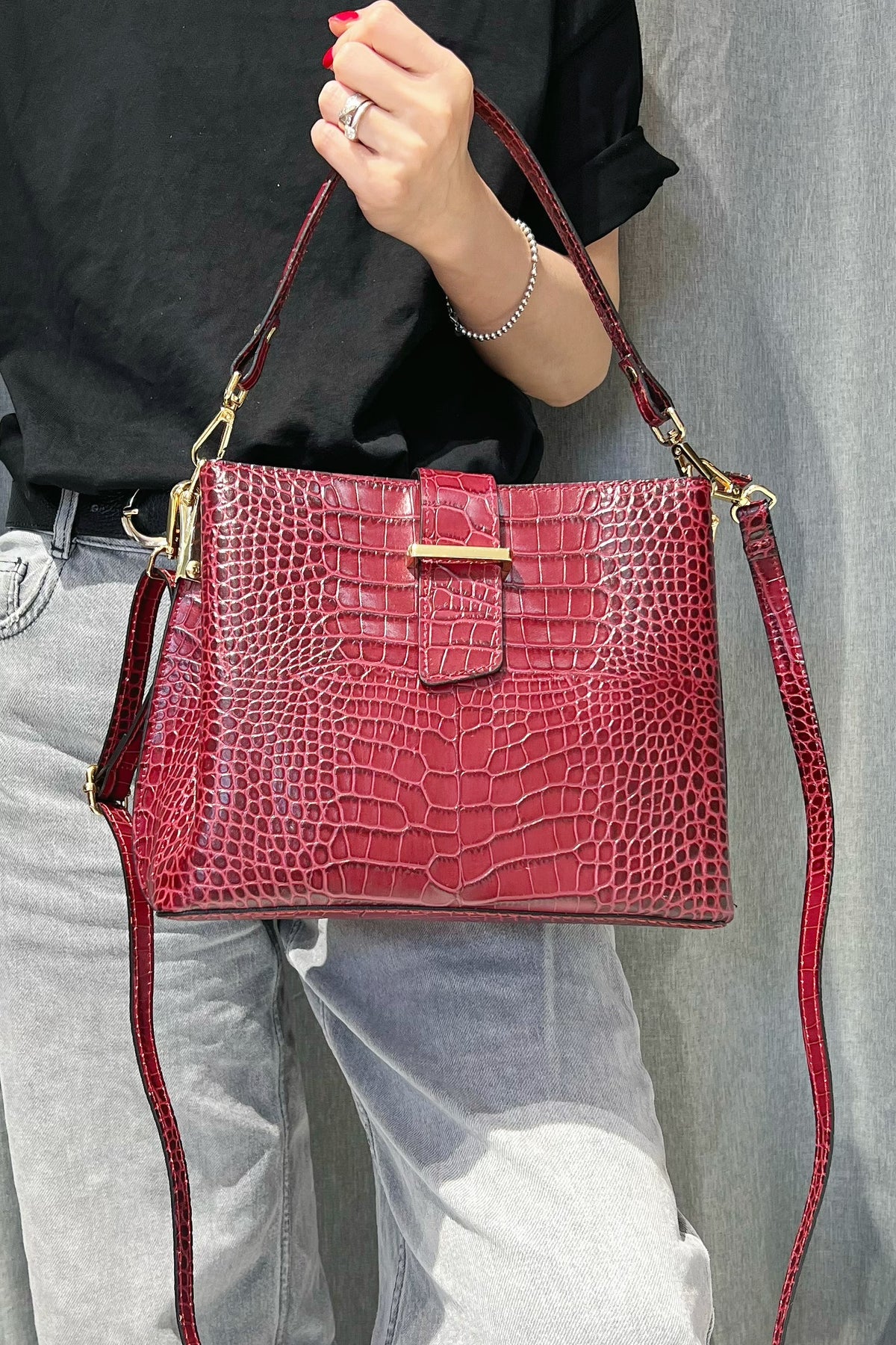 ZZ176 Burgundy Croco Top Handle Bag
