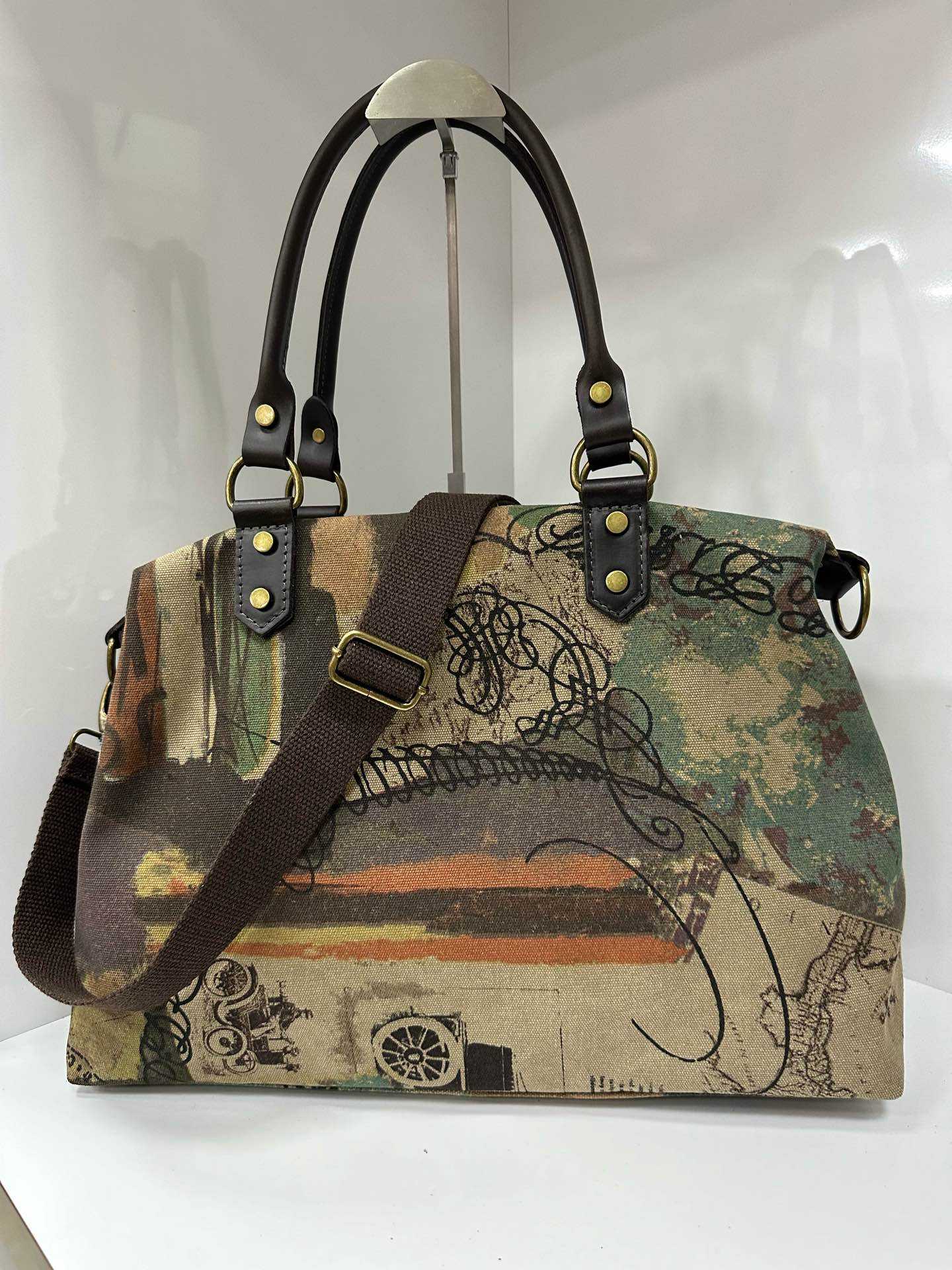 L0173 Bag 14 Color Options