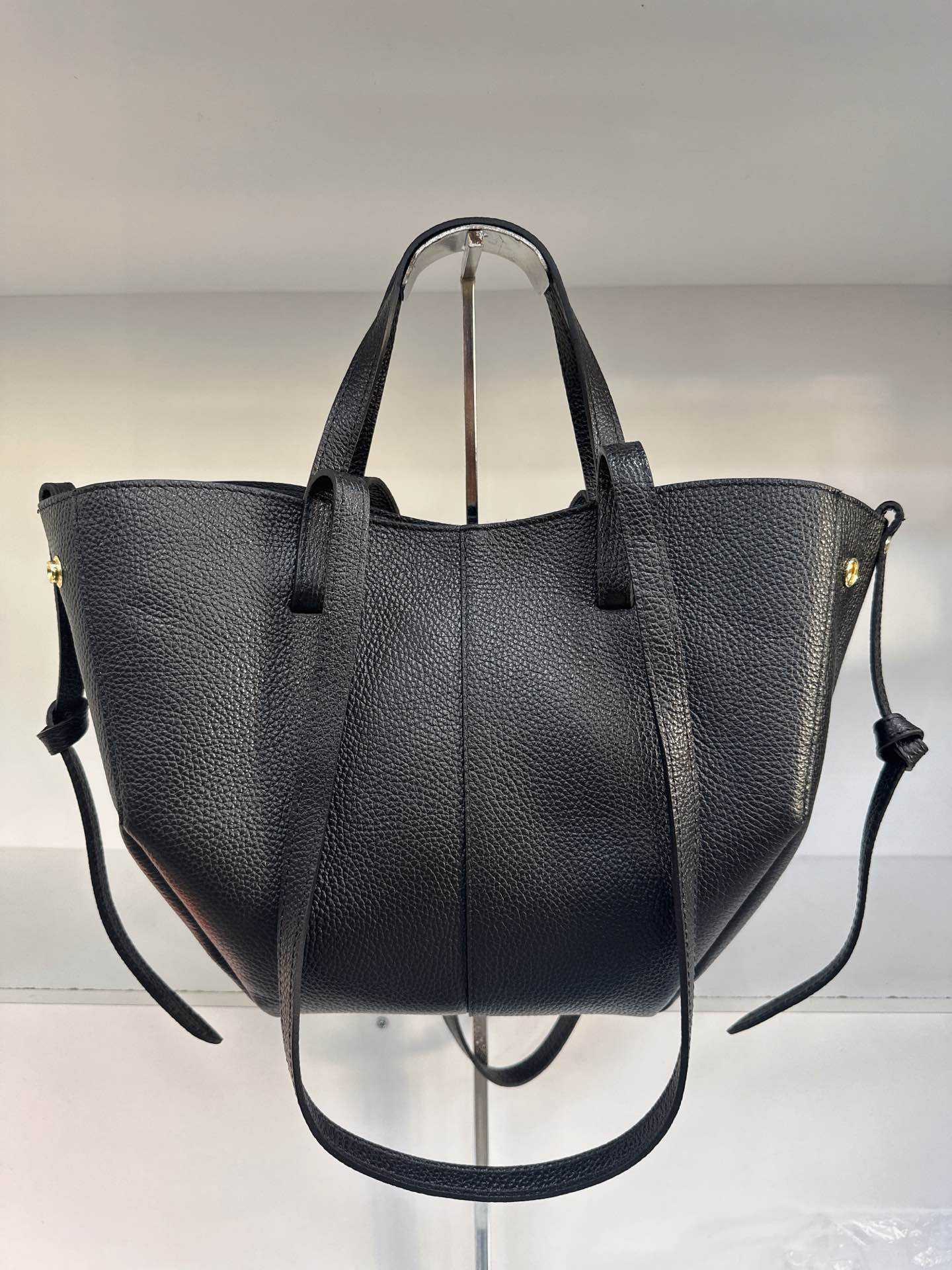 L0248 Bag 17.3in 12 Color Options