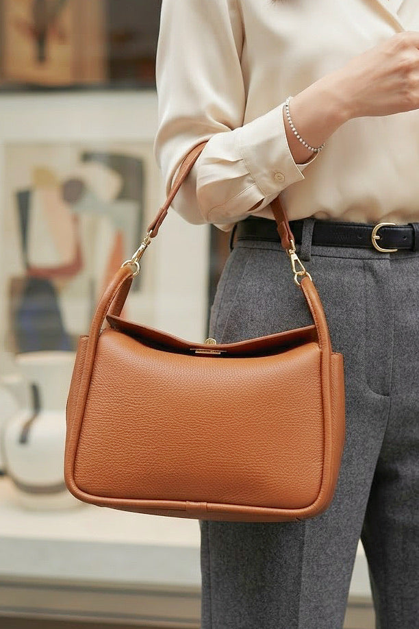 ZZ151 Camel Leather Top Handle Bag