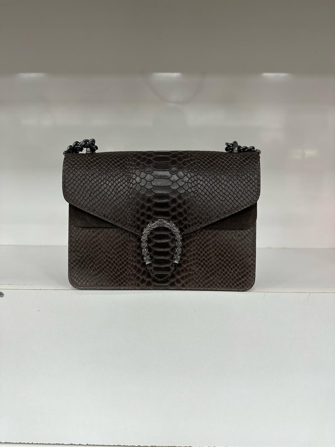 L0061 Bag 19 Color Options