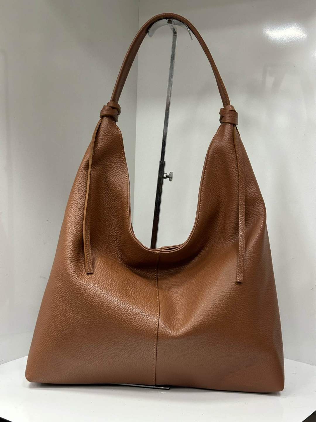 L0500 Bag 15.4in 7 Color Options