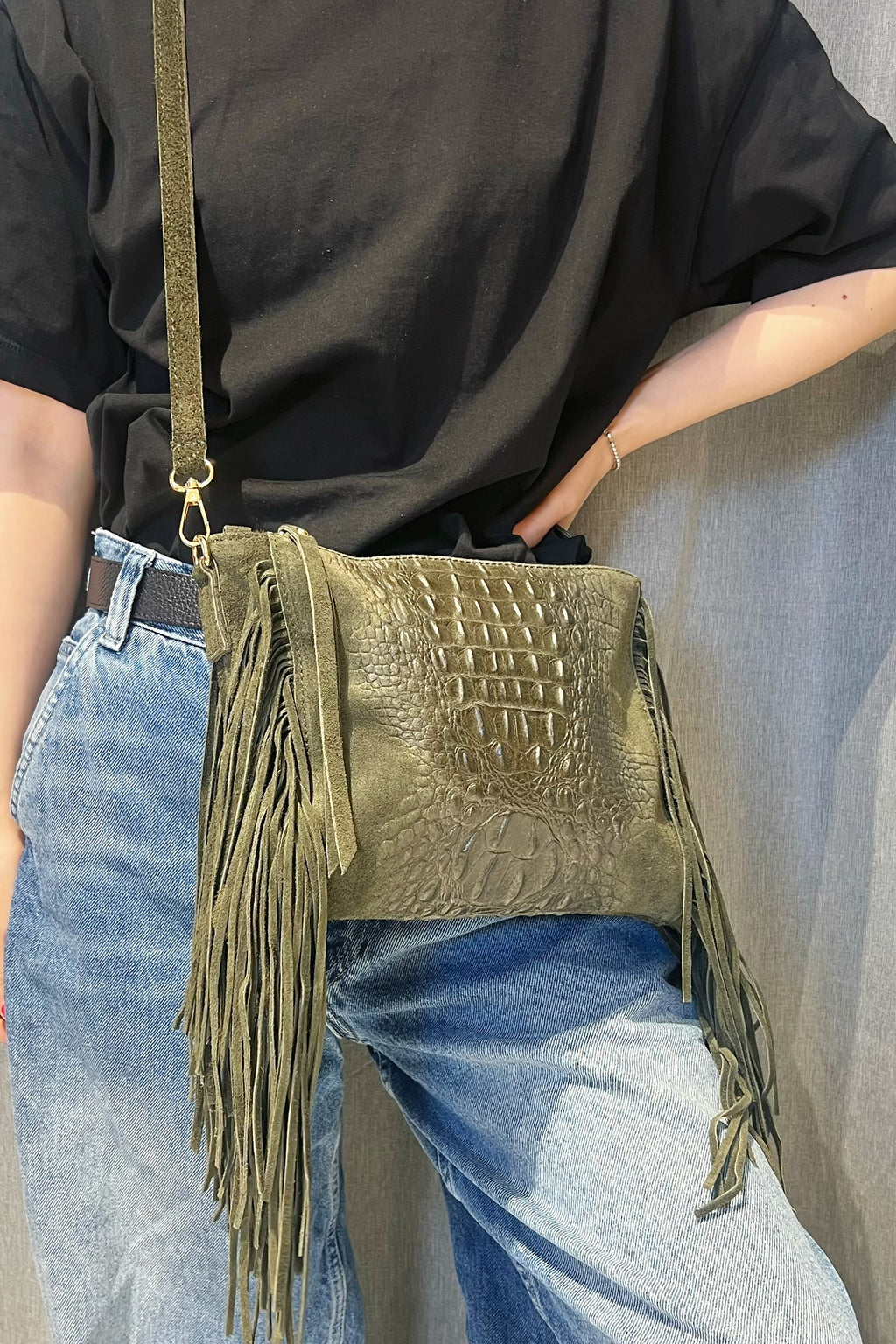 ZZ096 Khaki Croco Suede Fringe Crossbody Bag