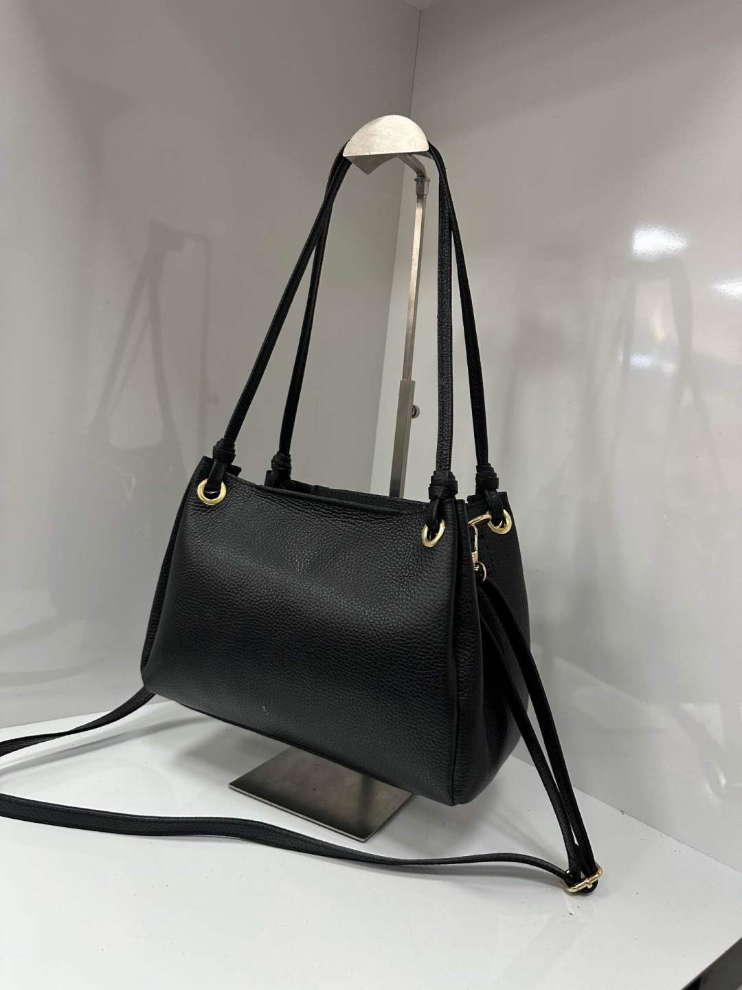 L0557 Bag 11.0in 7 Color Options