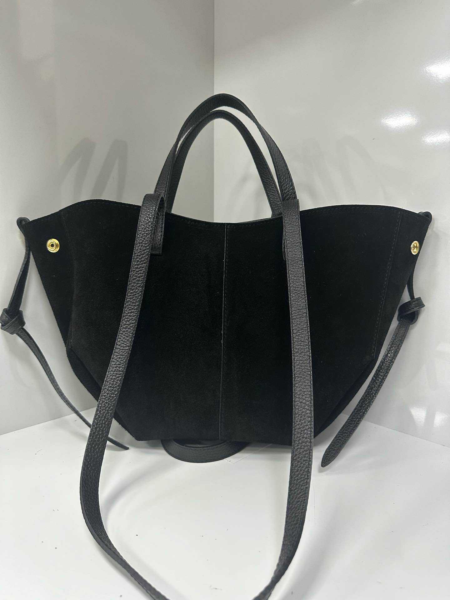 L0425 Bag 17.3in 9 Color Options