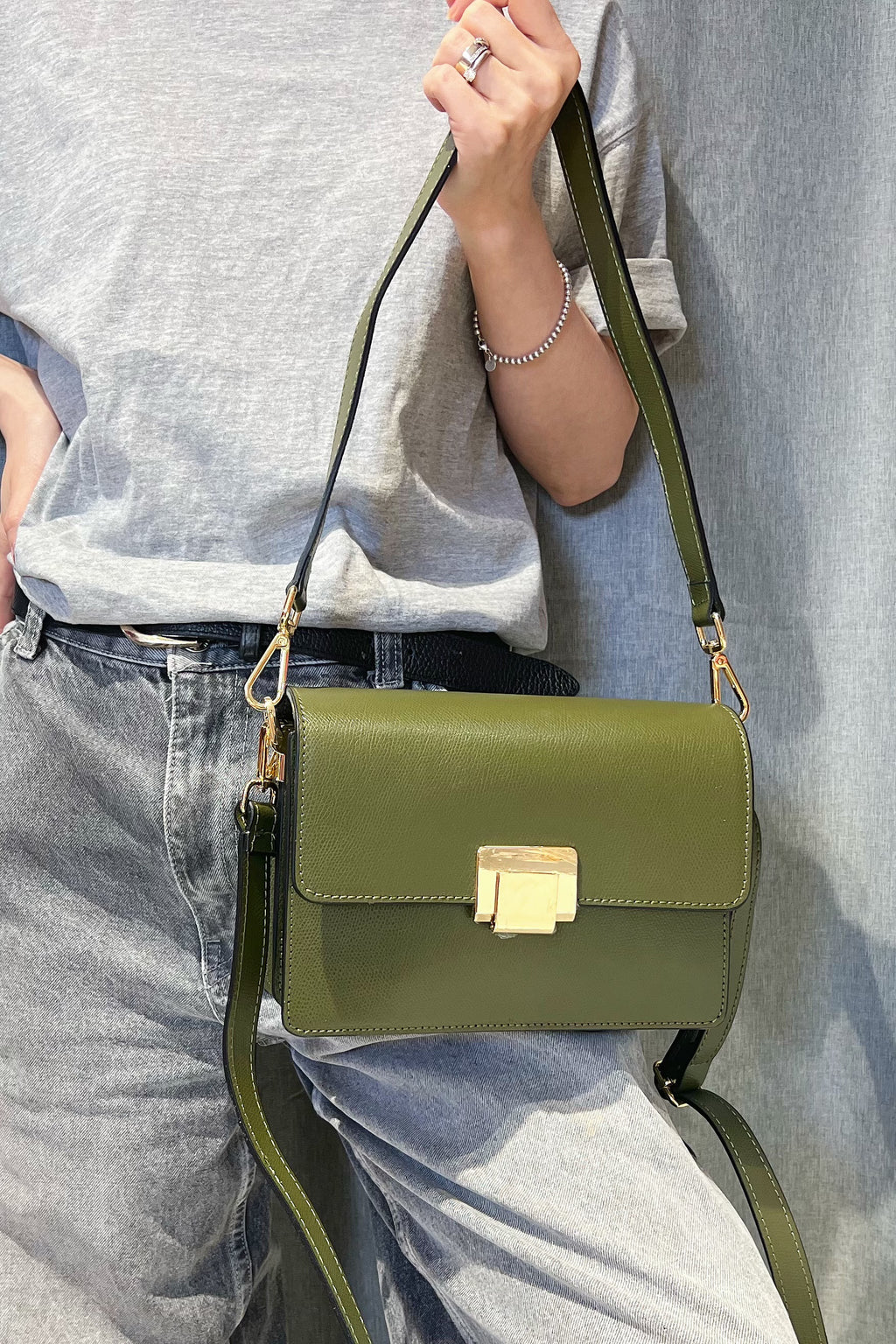 ZZ002 Khaki Leather Handbag