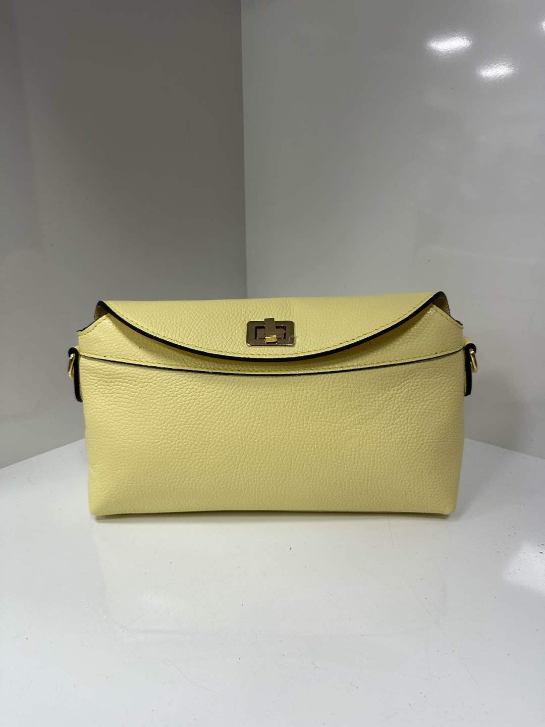 L0540 Bag 11.0in 9 Color Options