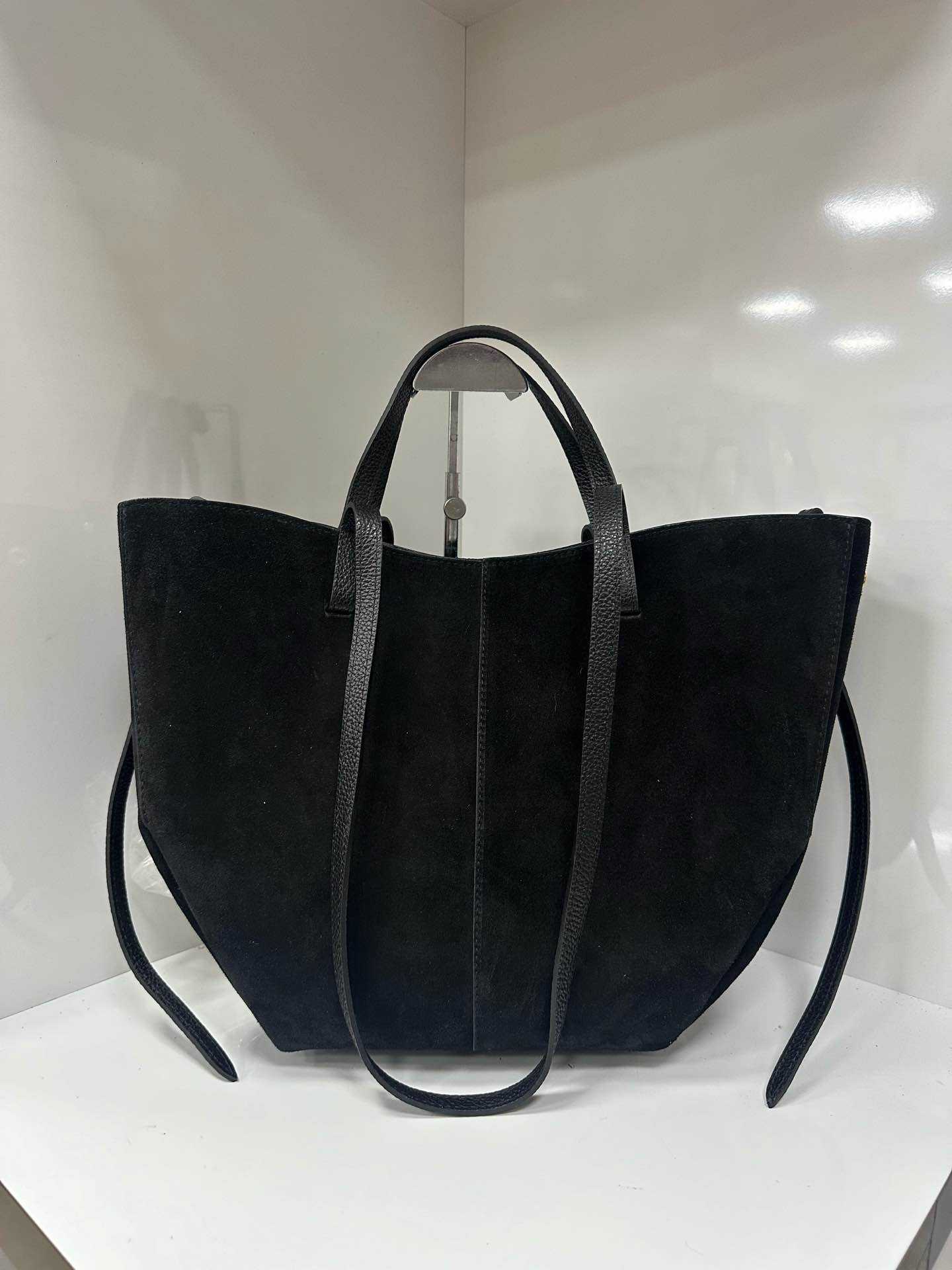 L0471 Bag 22.0in 7 Color Options