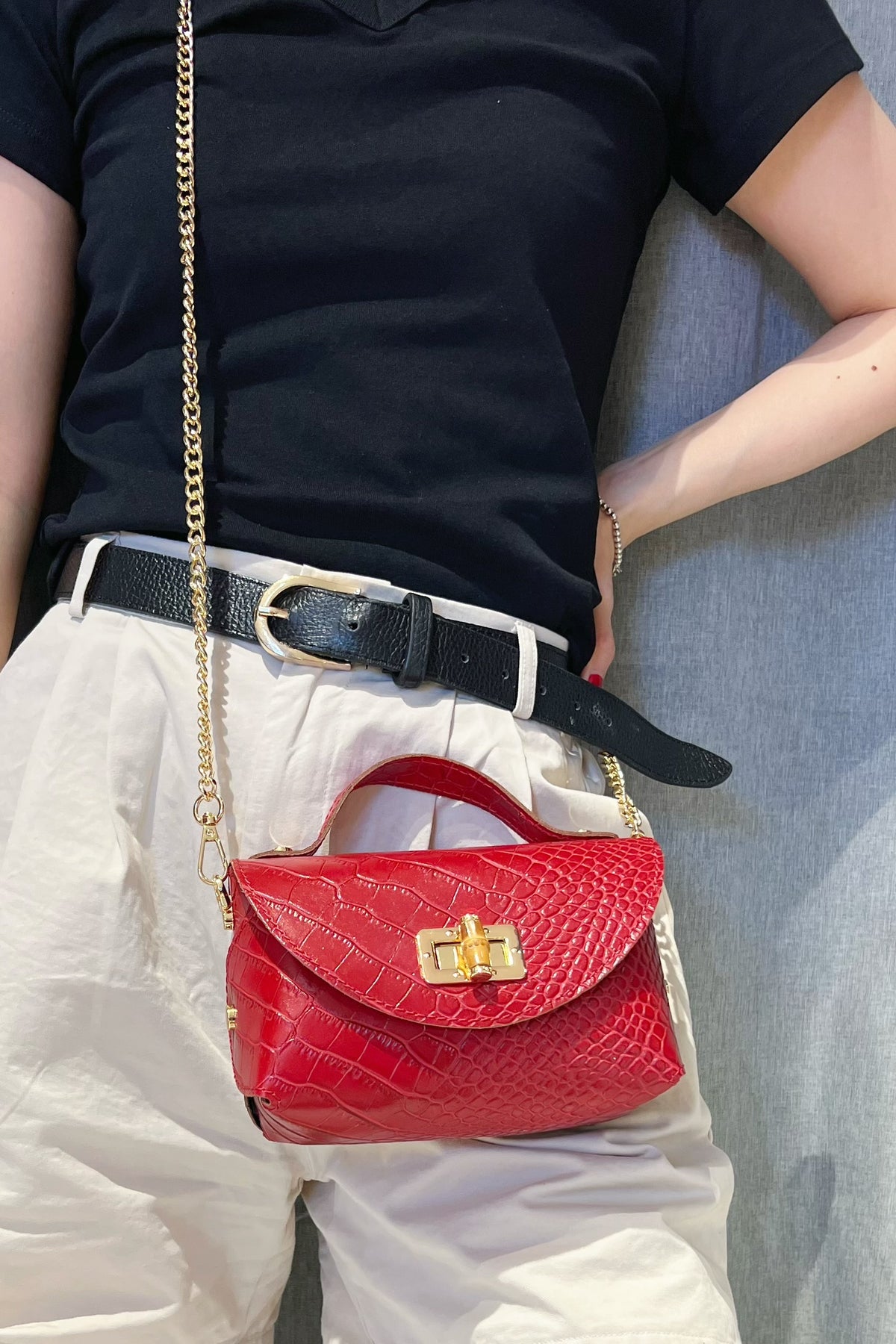 ZZ022 Red Croco Chain Crossbody Bag