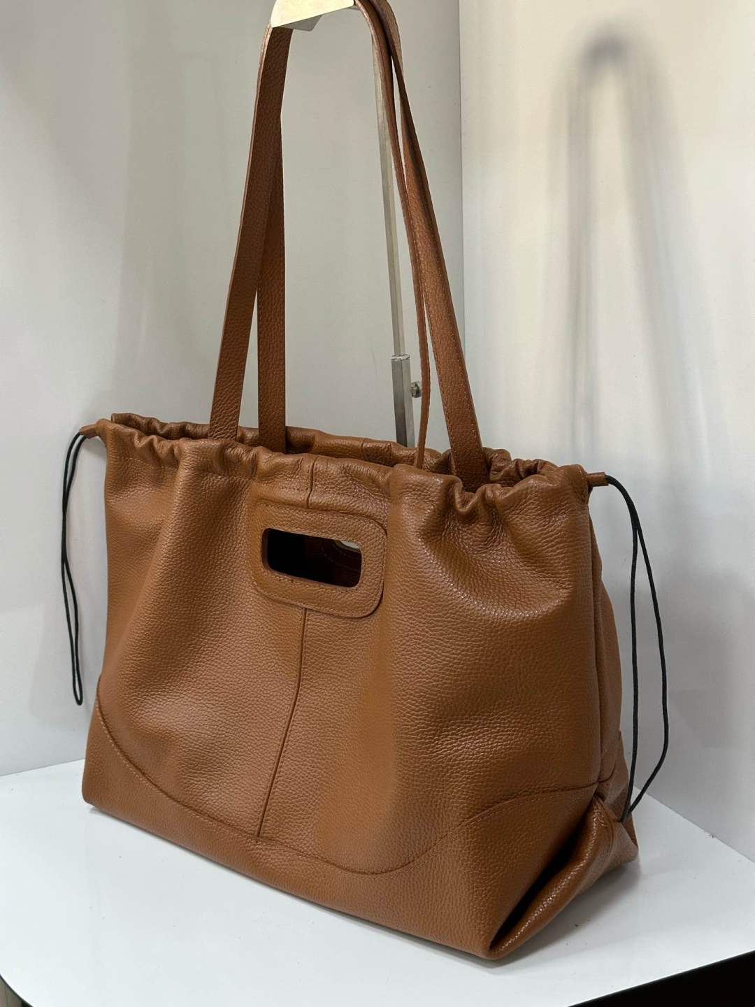 L0560 Bag 16.5in 9 Color Options