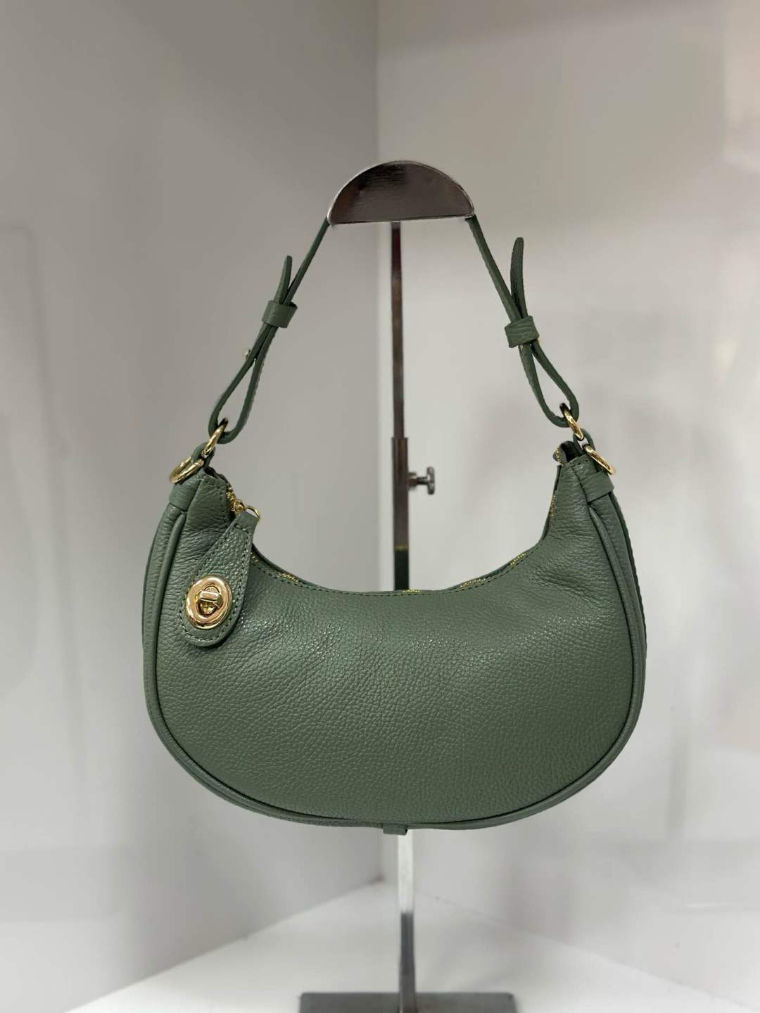 L0209 Bag 9.8in 13 Color Options