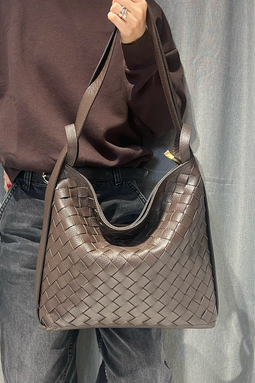 ZZ202 Brown Woven Leather Backpack