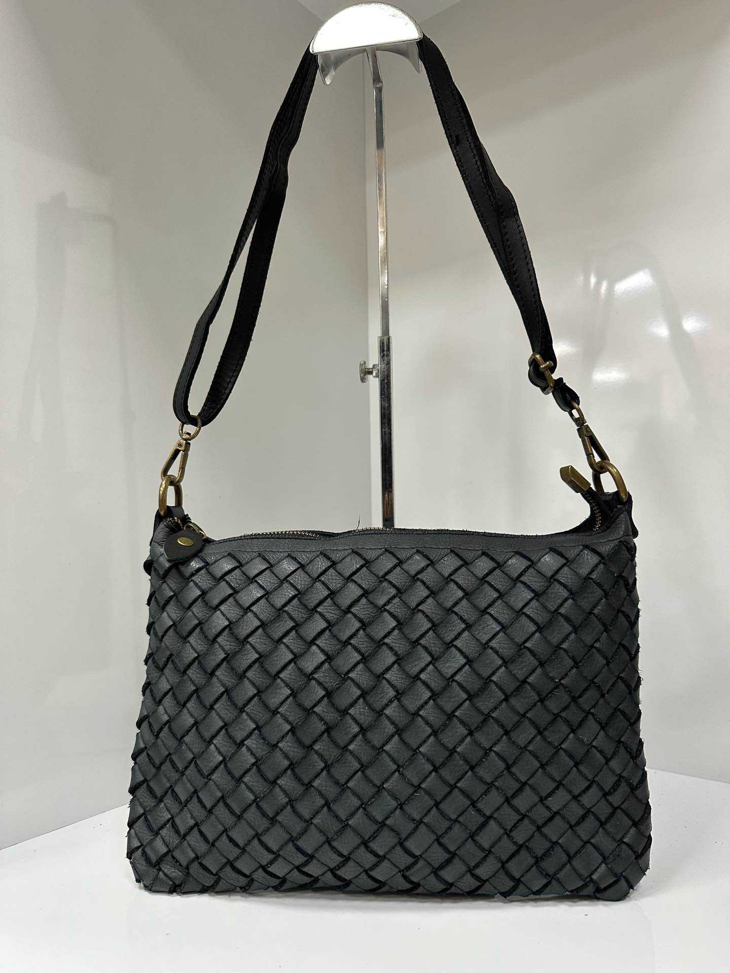 L0117 Bag 12.2in 6 Color Options