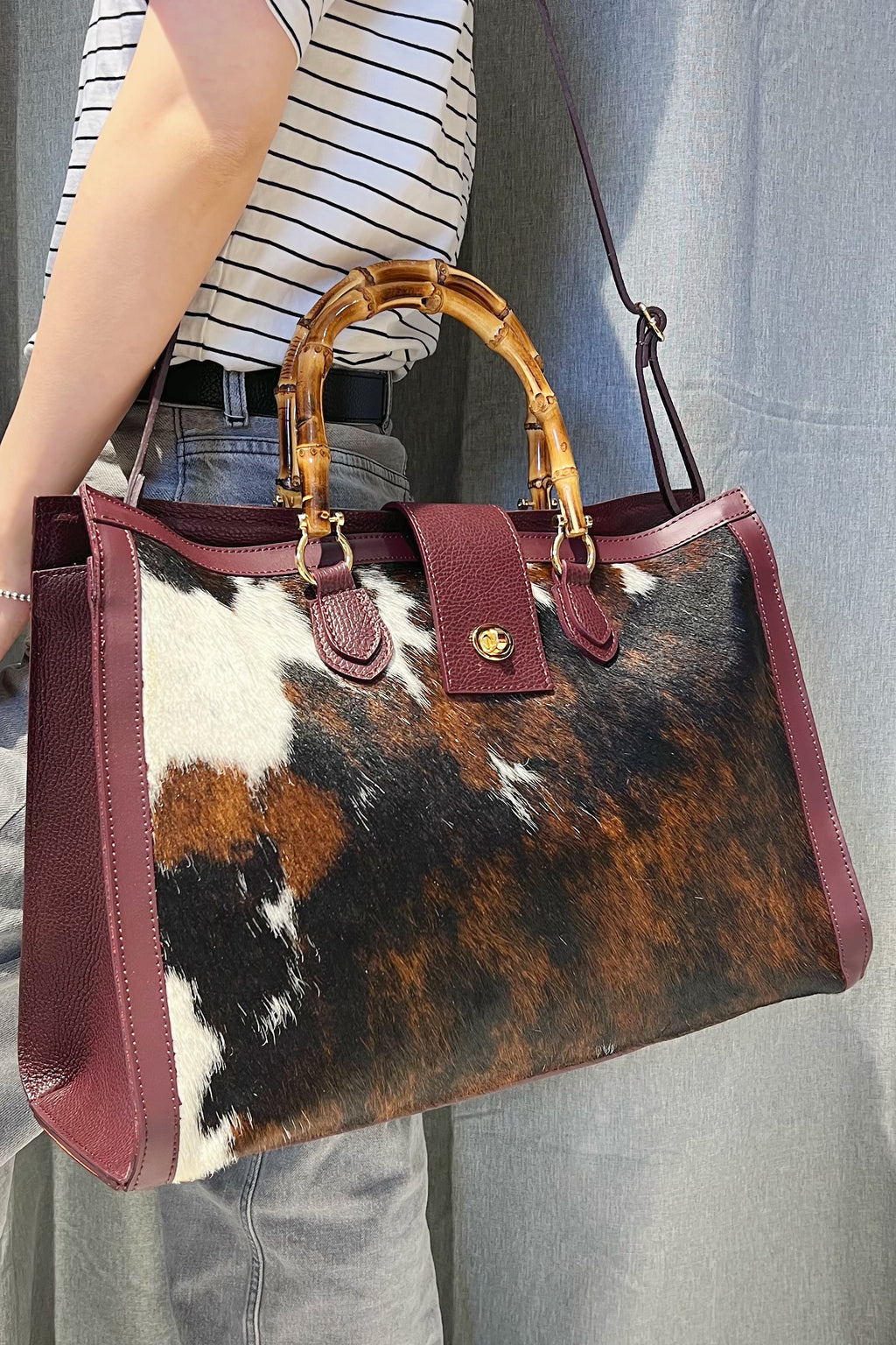 ZZ058 Burgundy XL Animal Print Handbag