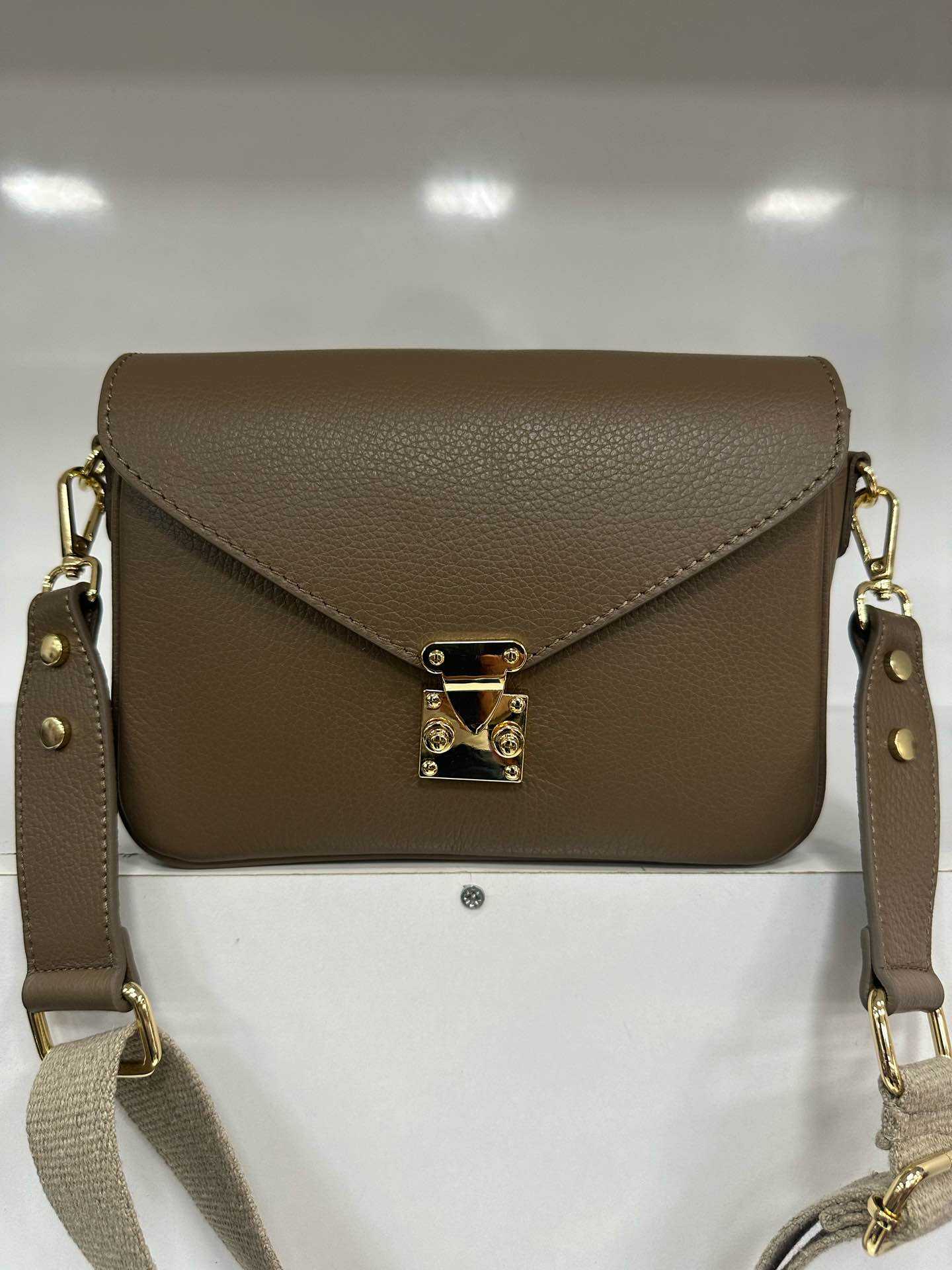 L0267 Bag 9.1in 8 Color Options