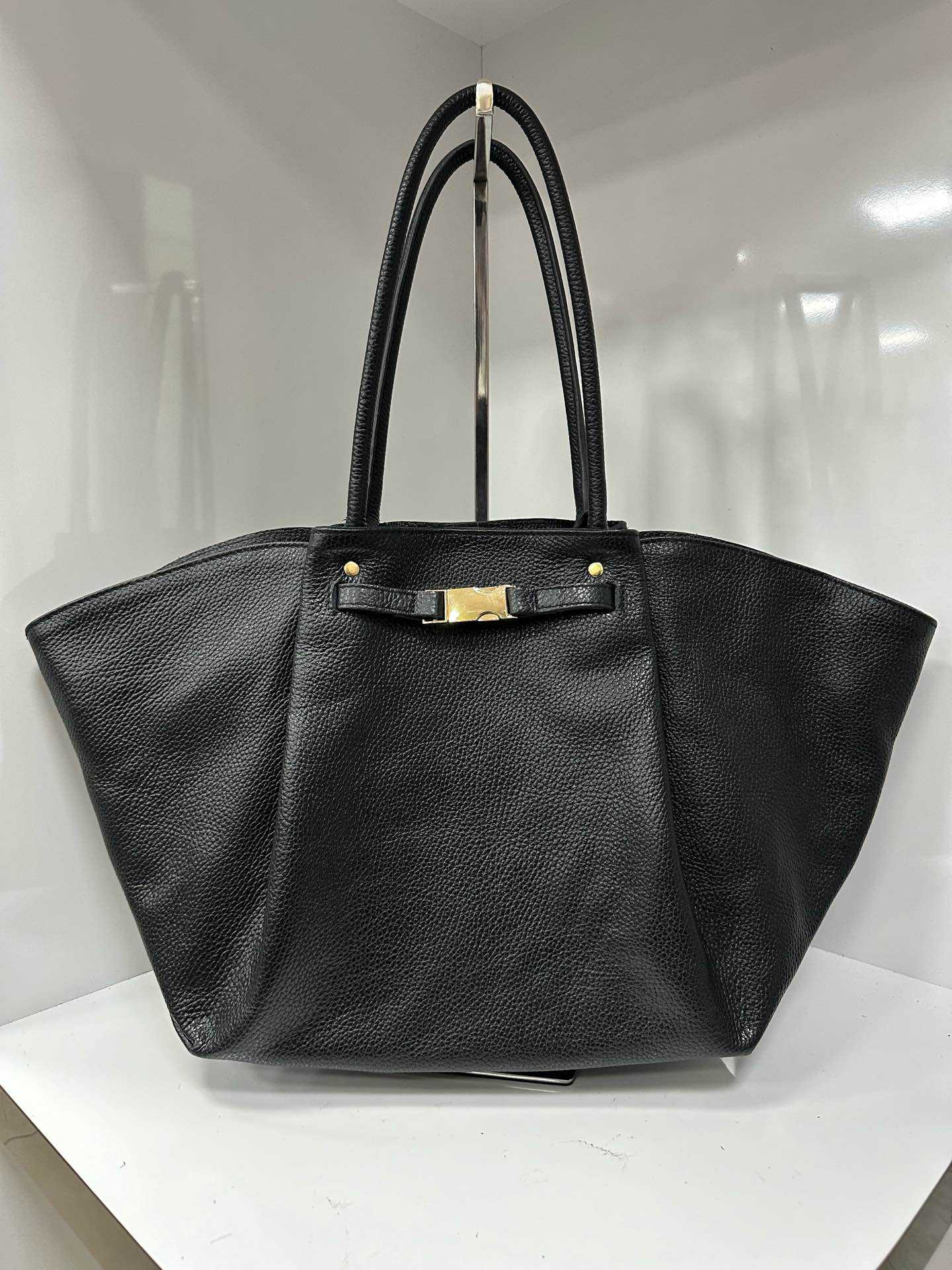 L0789 Bag 22.8in 8 Color Options