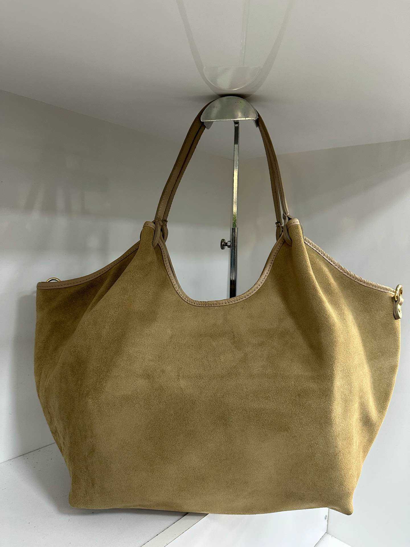 L0284 Bag 22.0in 10 Color Options
