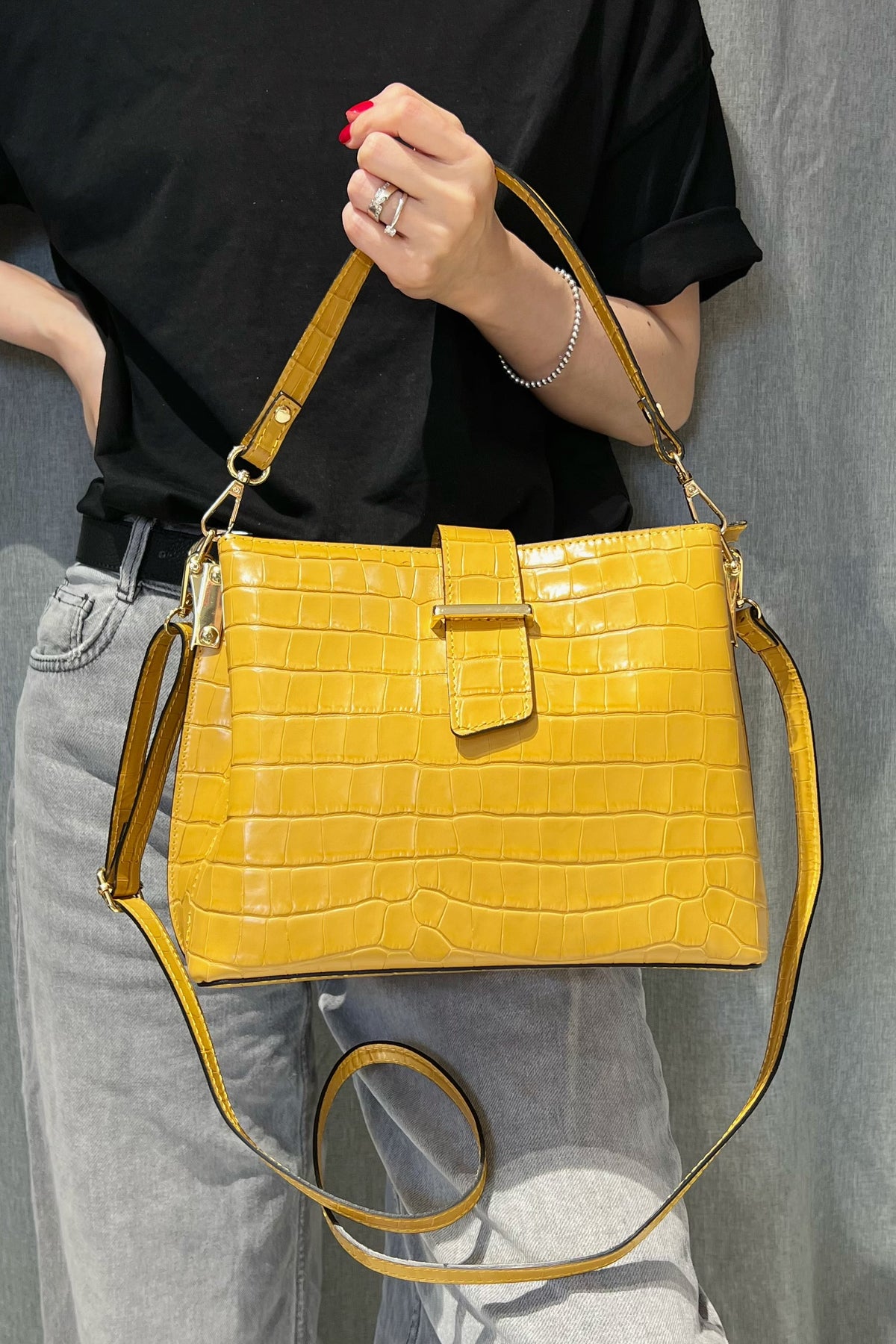 ZZ177 Mustard Croco Top Handle Bag