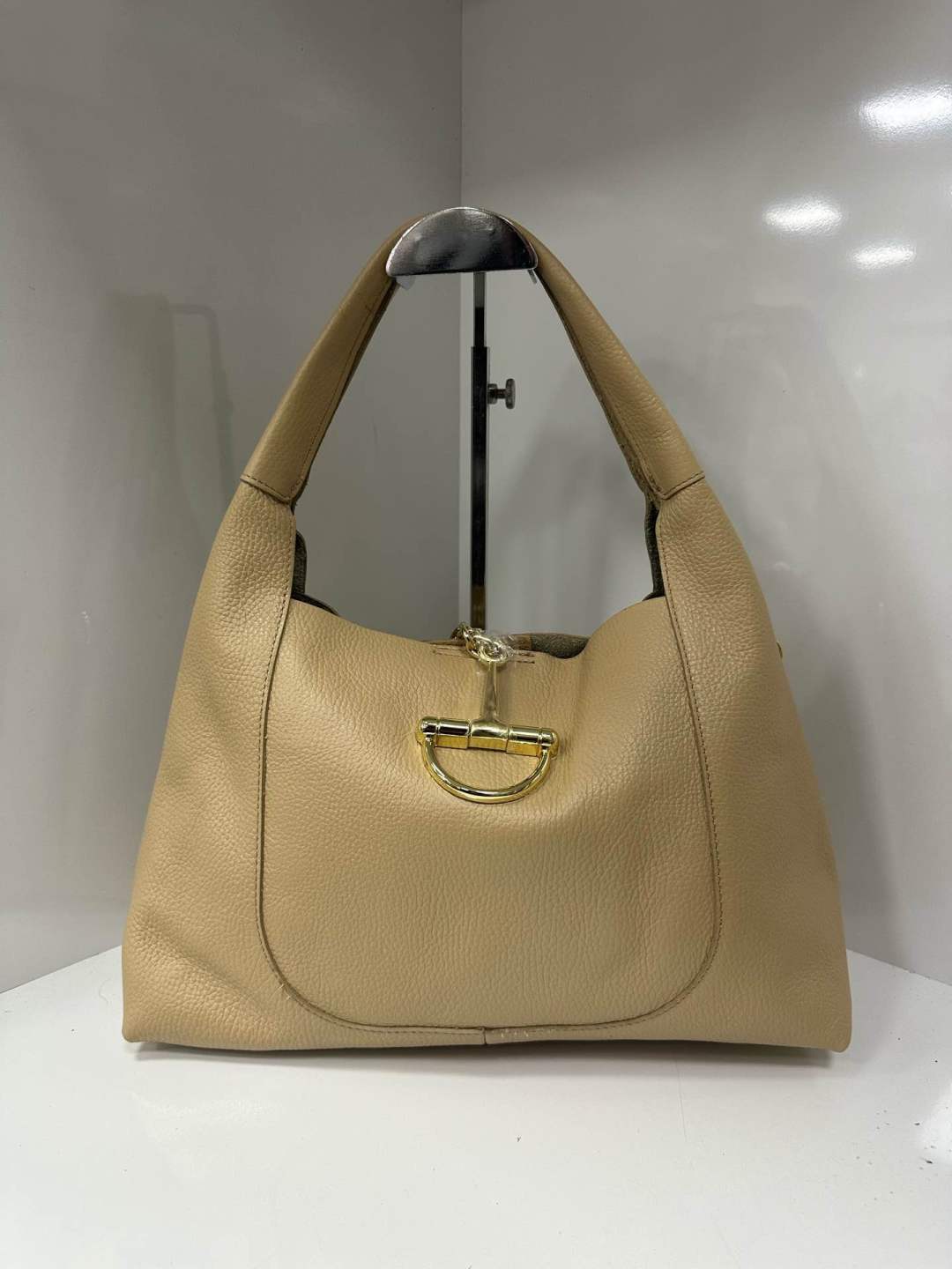 L0535 Bag 13.8in 9 Color Options