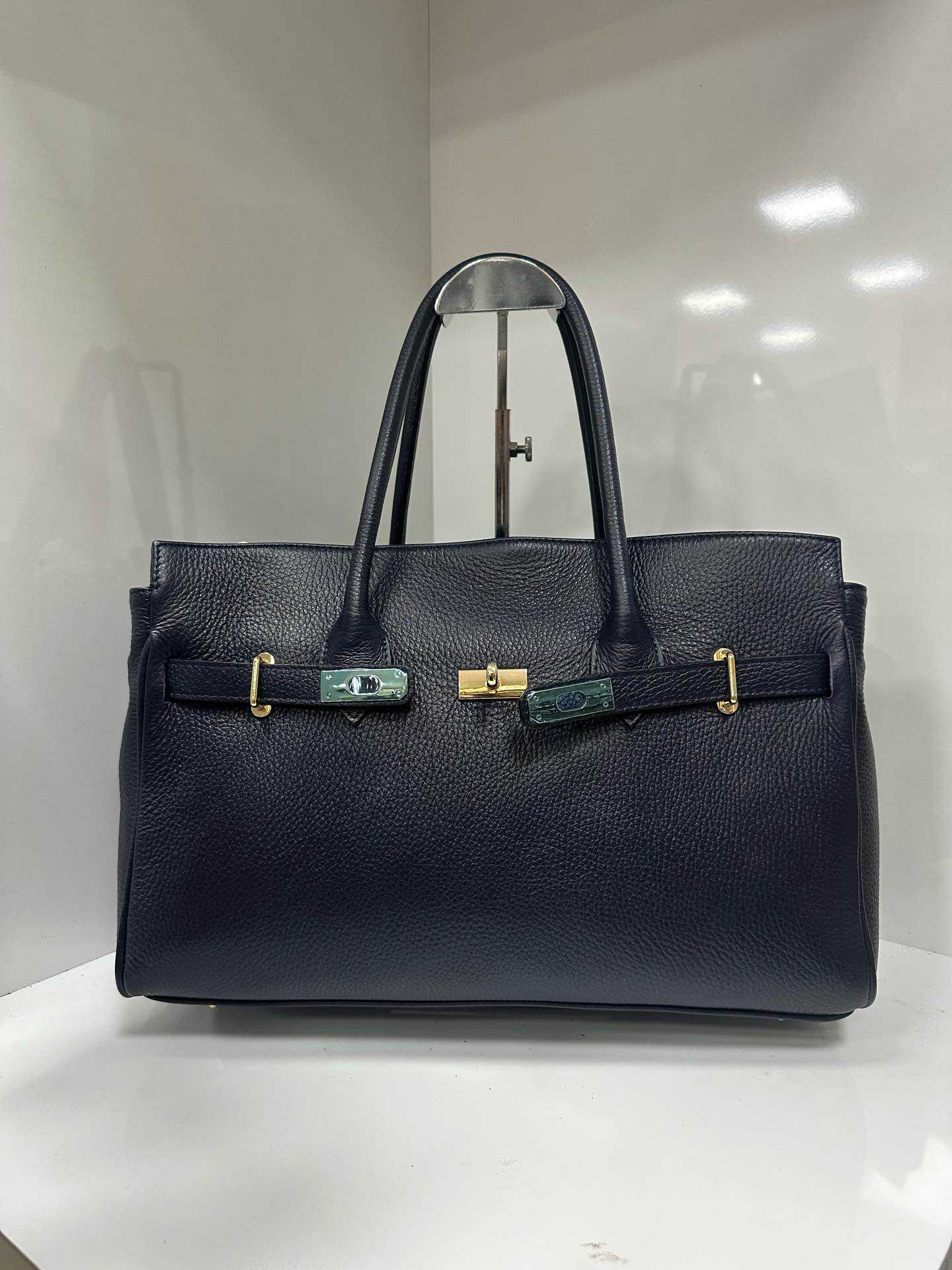 L0242 Bag 15.4in 15 Color Options